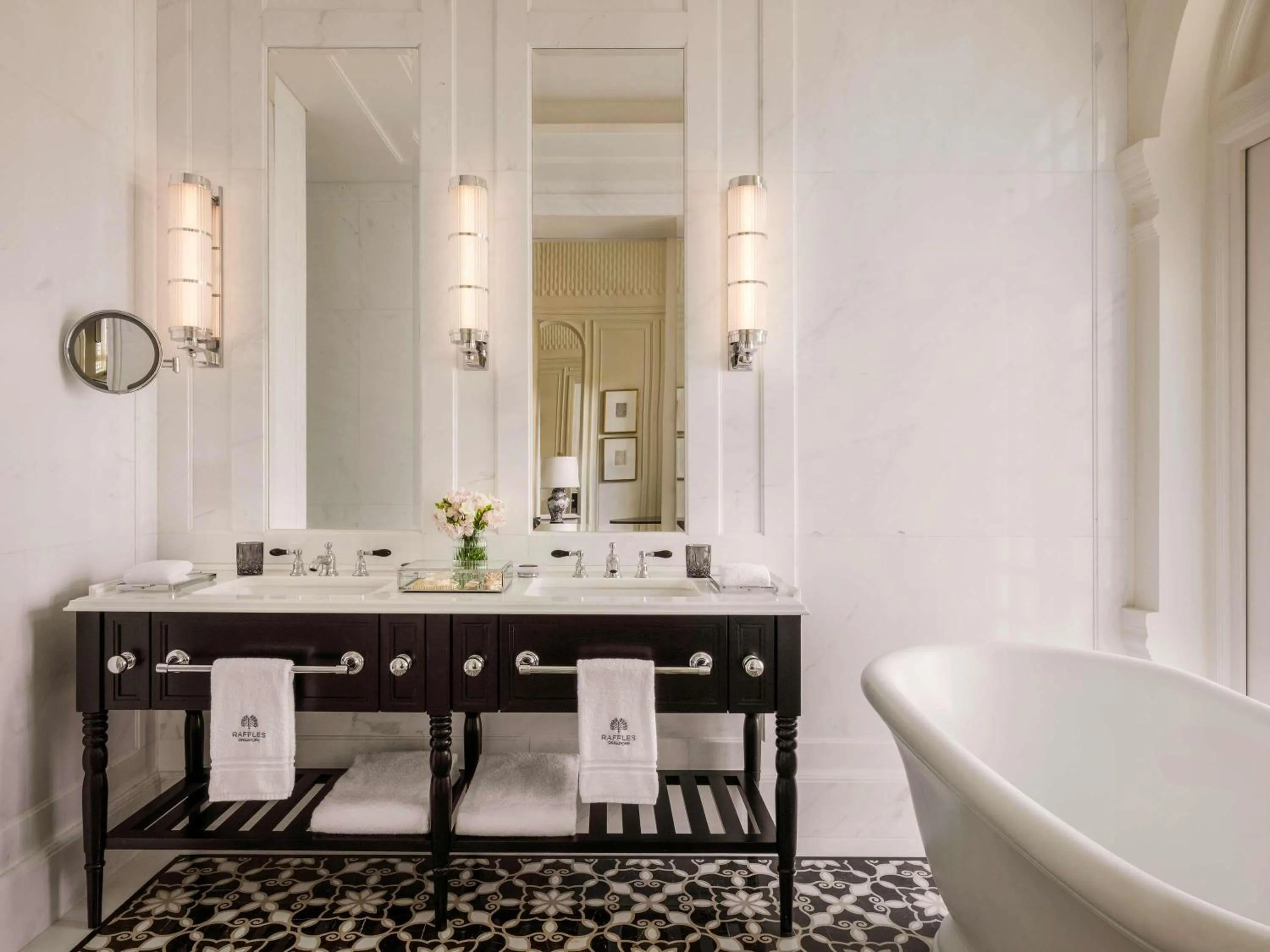 Bedroom in Raffles Singapore