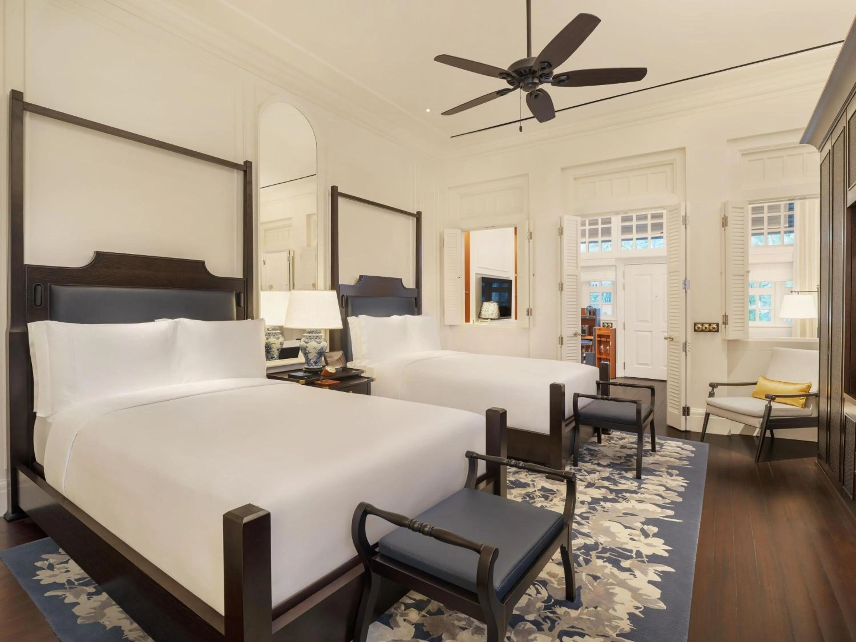 Bedroom, Bed in Raffles Singapore