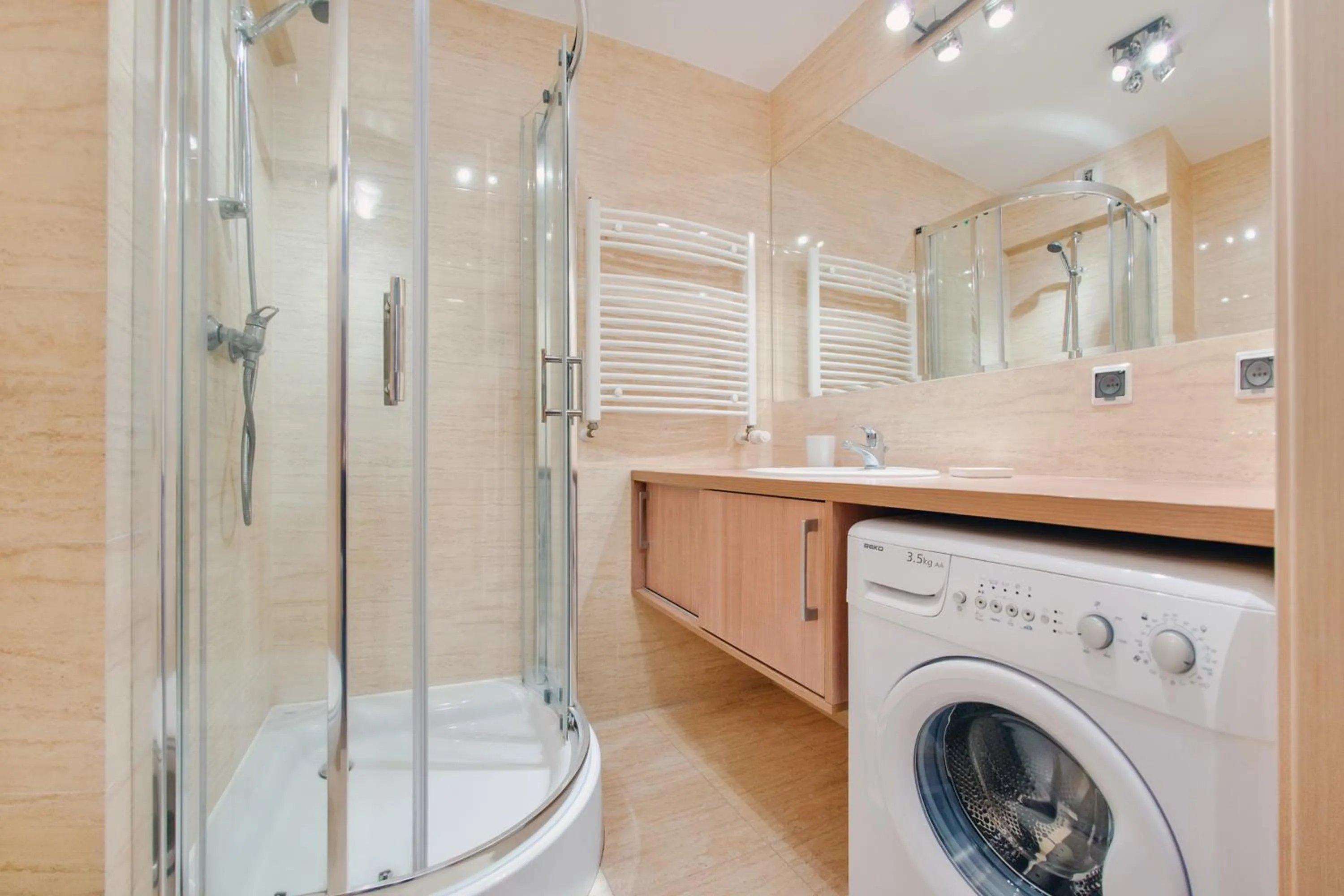 Bathroom in Na Klifie, Sun & Snow