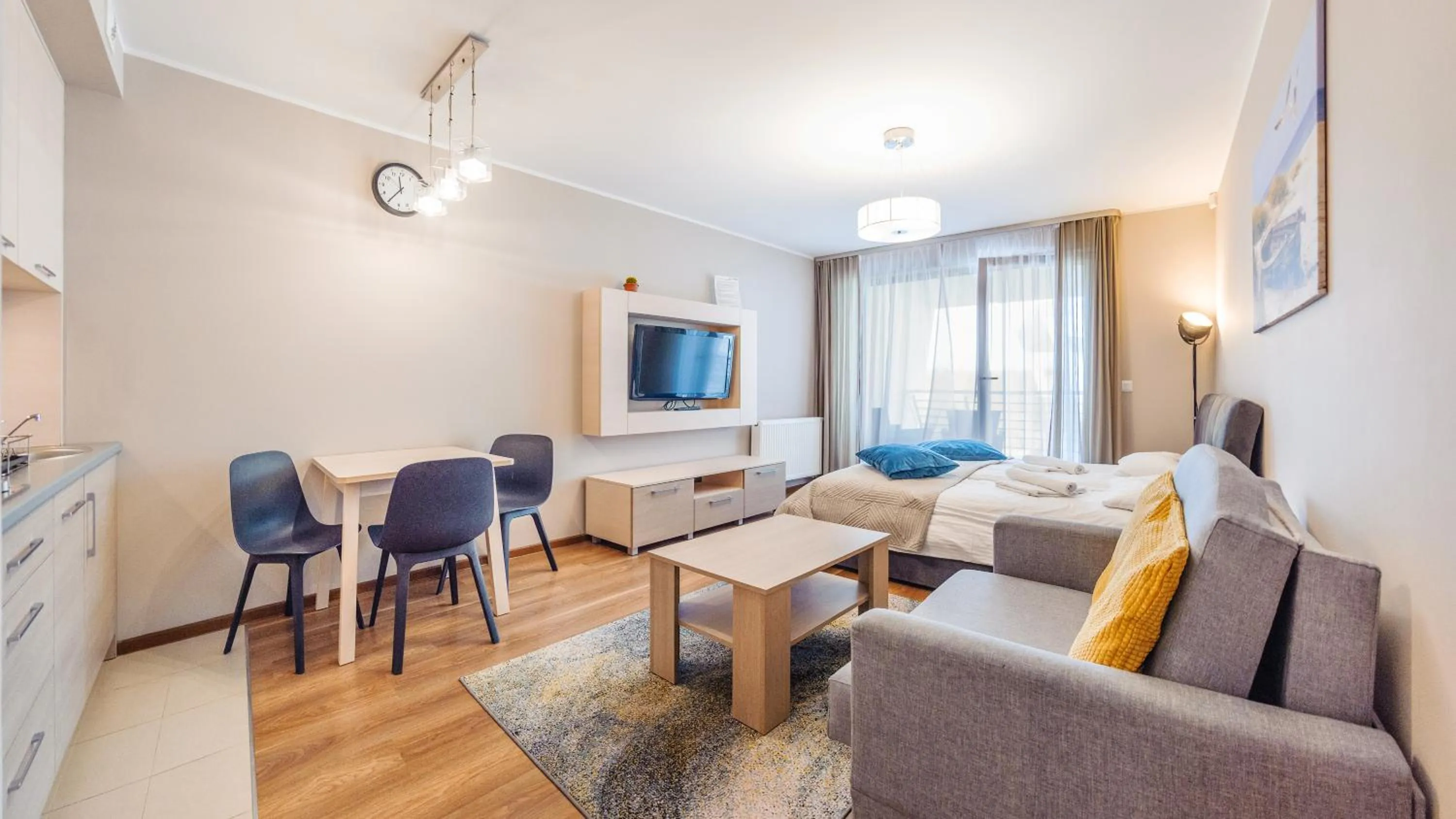 Bed in Na Klifie, Sun & Snow