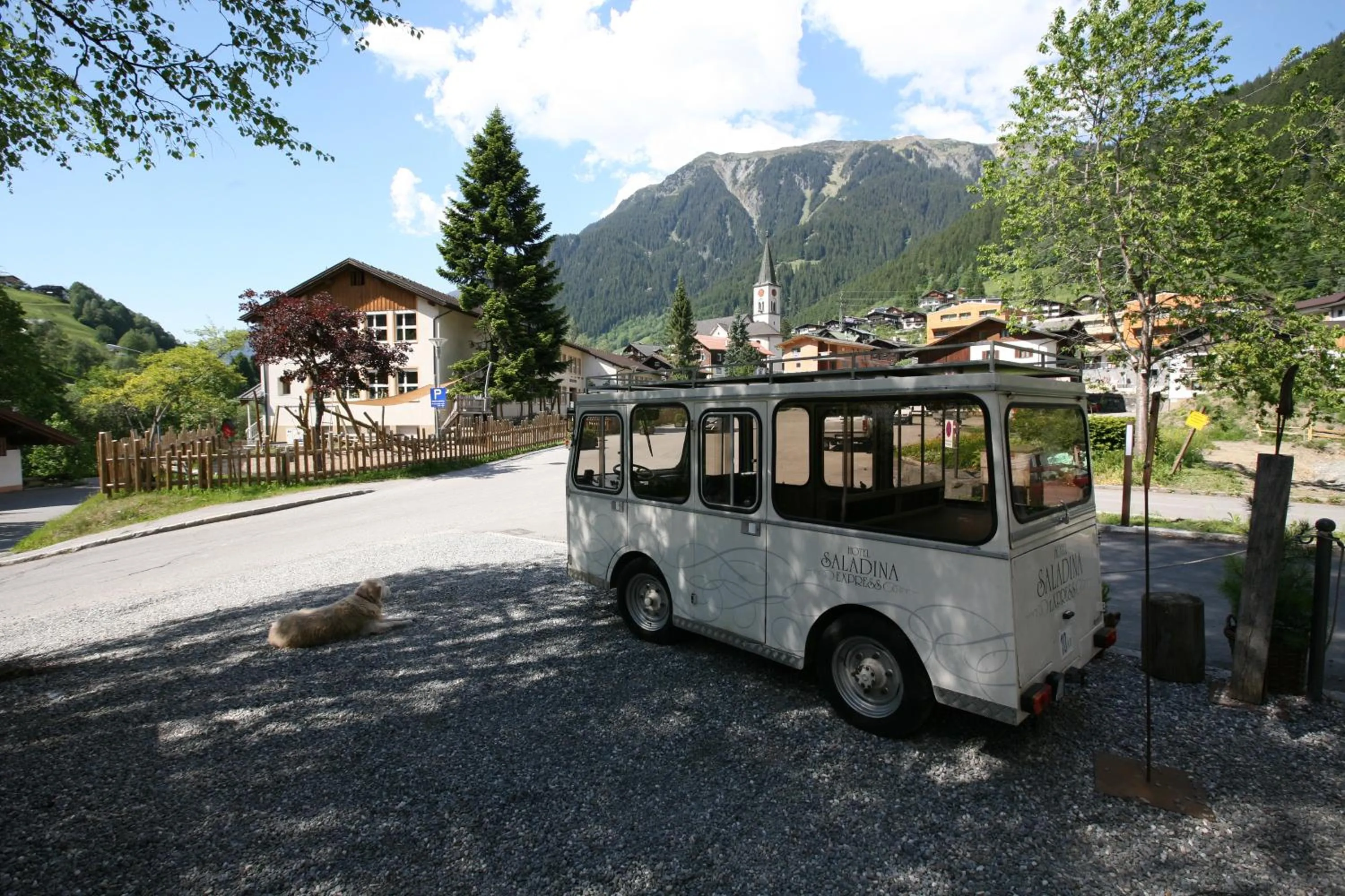 Neighbourhood in Bio-Hotel Saladina