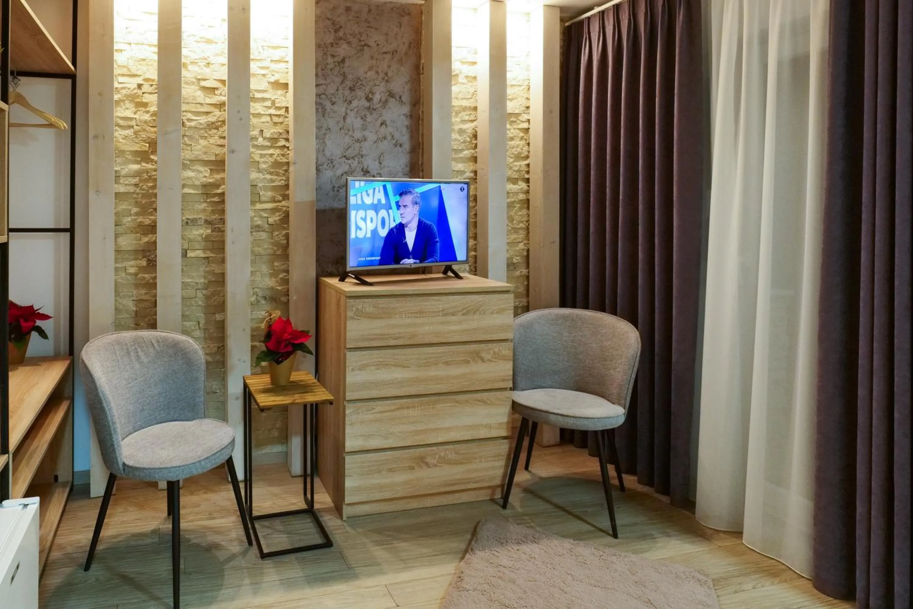 Communal lounge/ TV room in Casa Teo