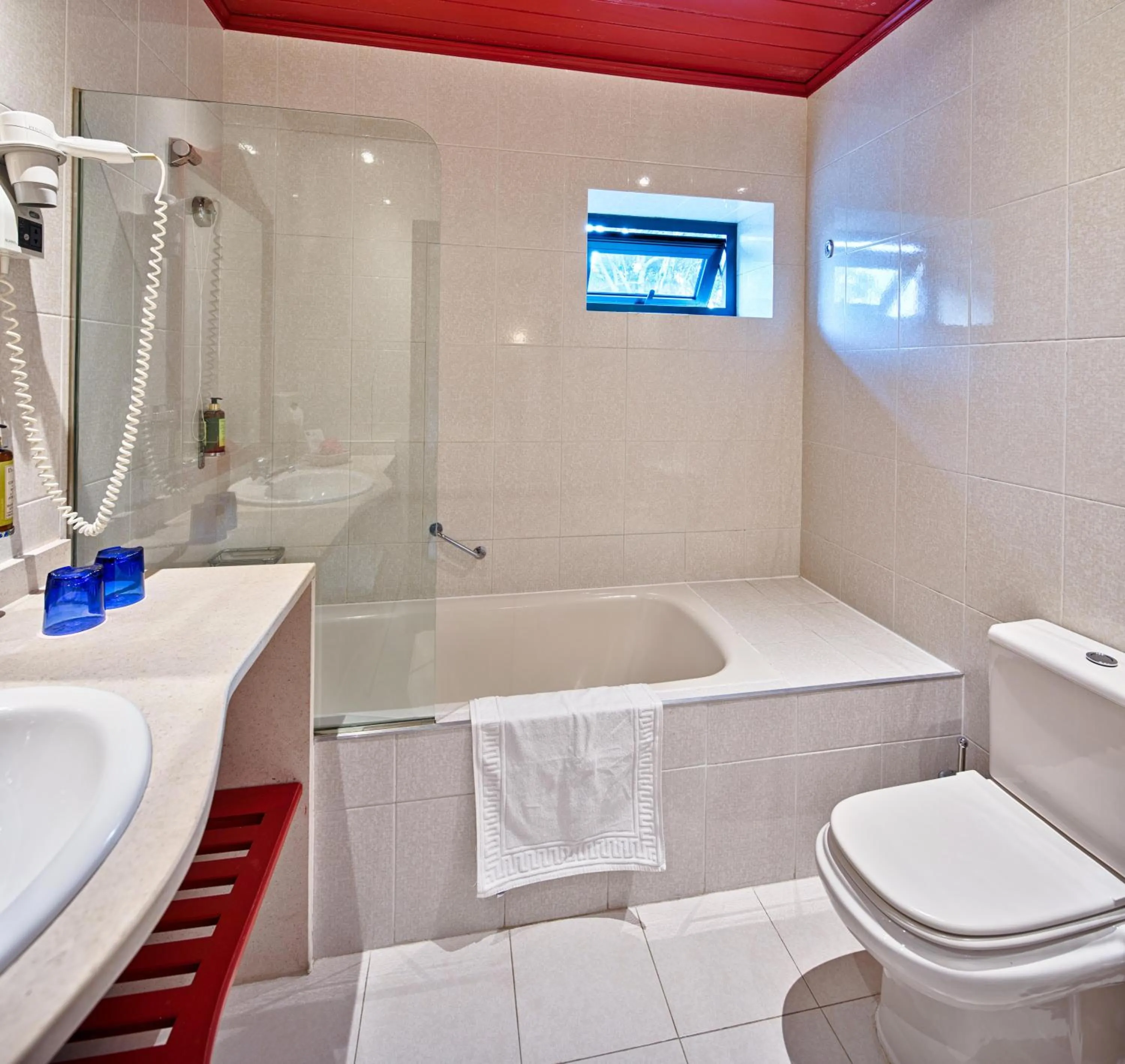 Bathroom in Aldeia da Fonte Hotel