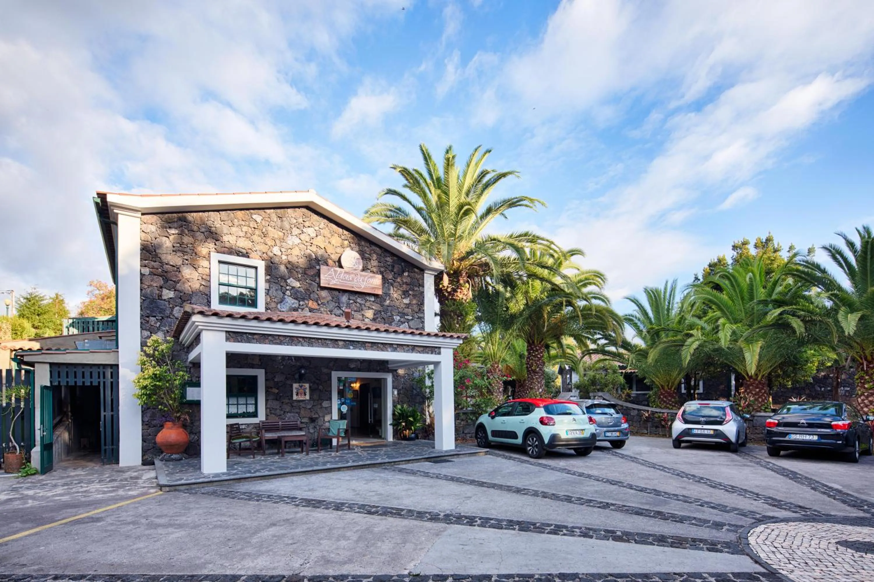 Facade/entrance in Aldeia da Fonte Hotel