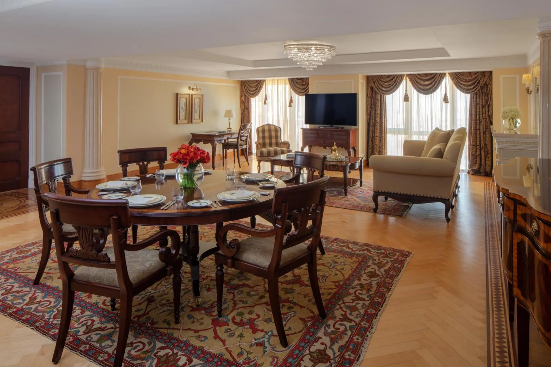 TV and multimedia in The Regency Hotel Kuwait