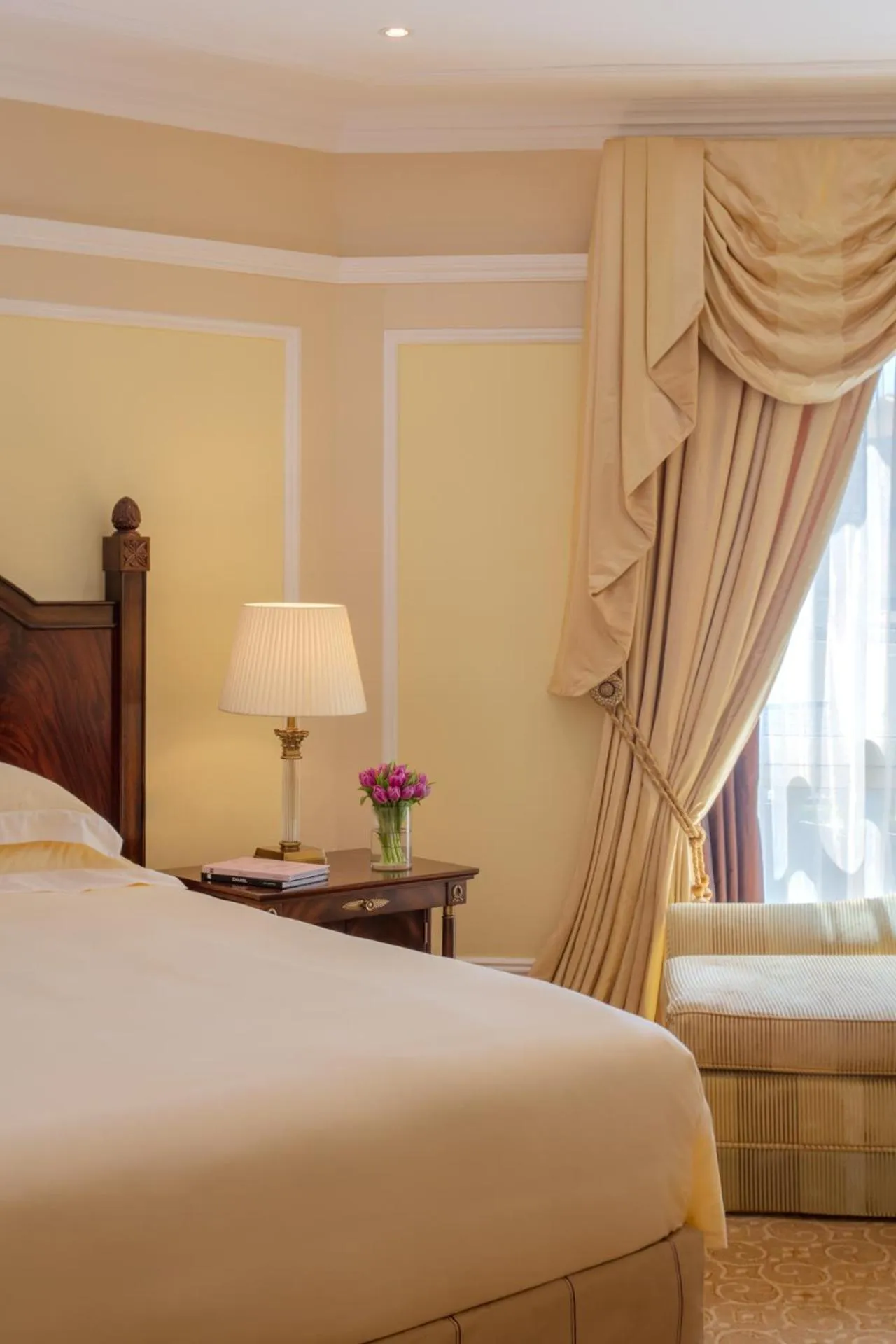 Bedroom, Bed in The Regency Hotel Kuwait