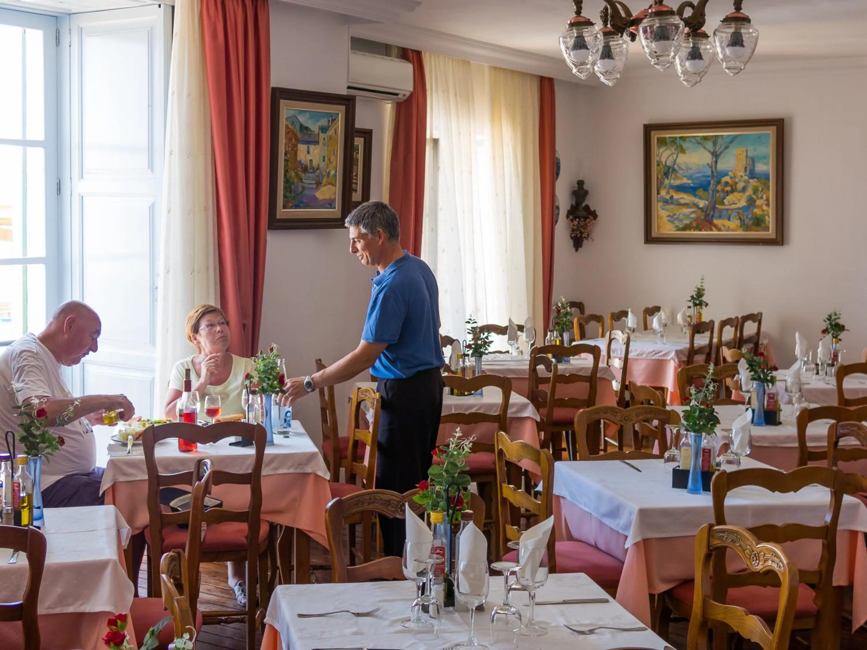 Guests in Hostal Sa Baronia