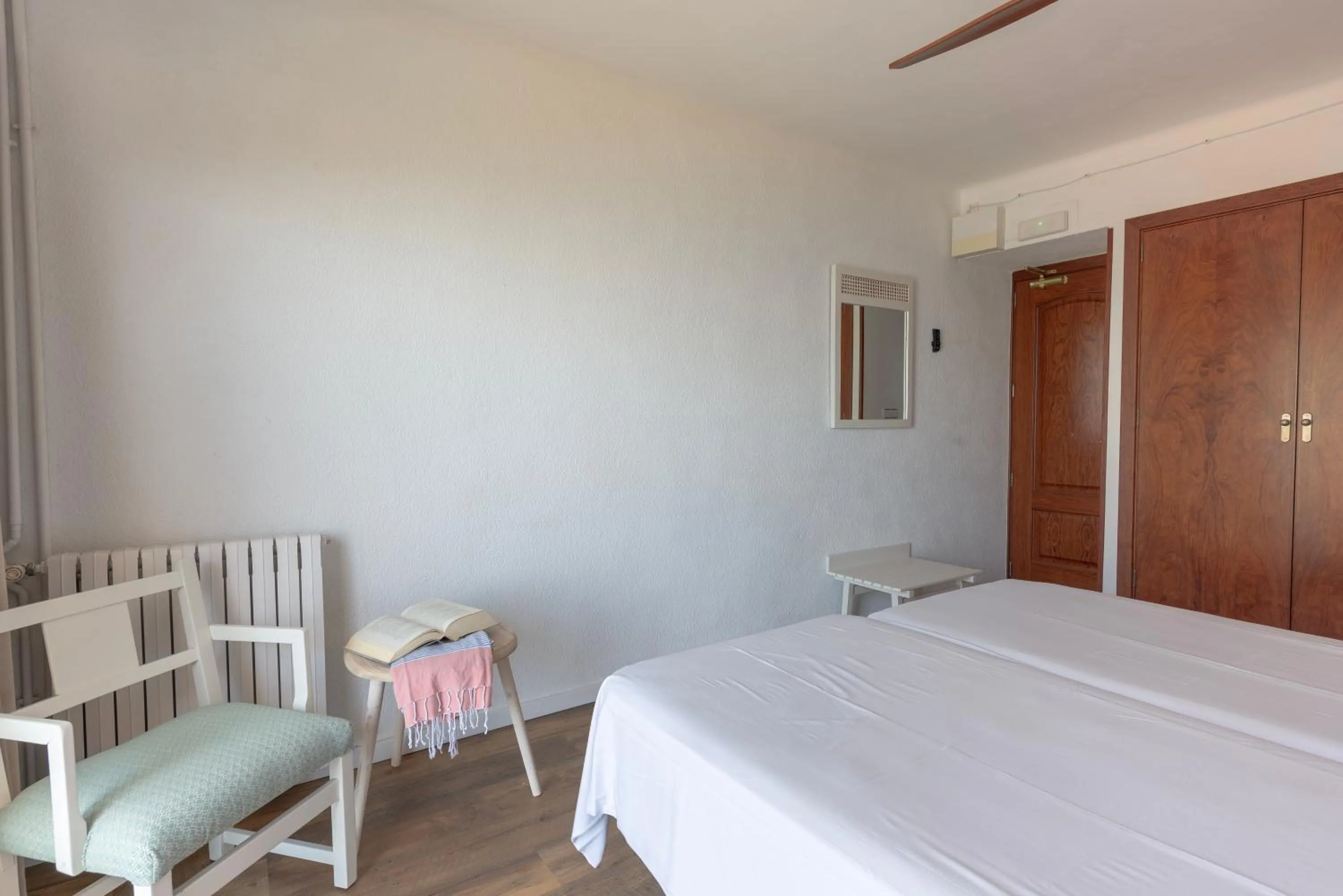 Photo of the whole room, Bed in Hostal Sa Baronia