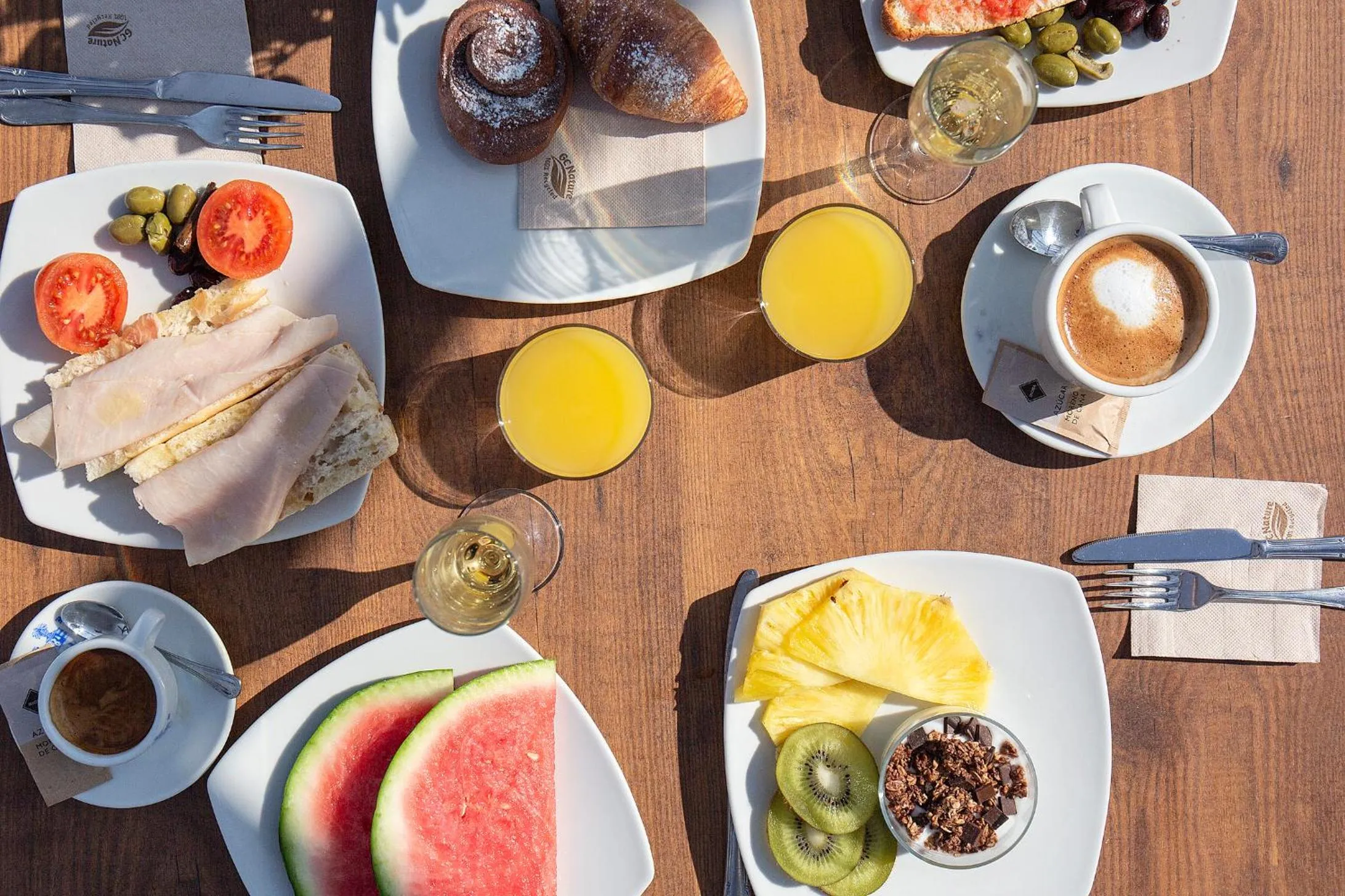 Breakfast in Hostal Sa Baronia