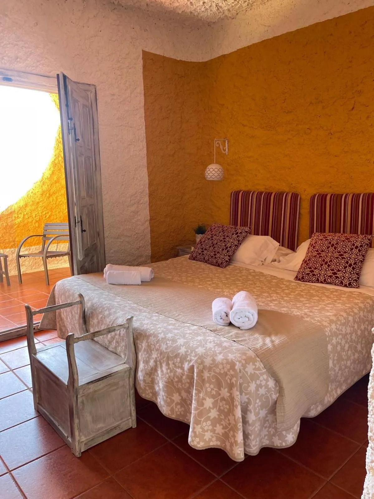 Bed in Hotel Rural los Caracoles