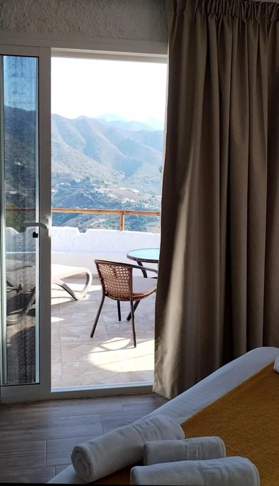 Natural landscape, Bed in Hotel Rural los Caracoles