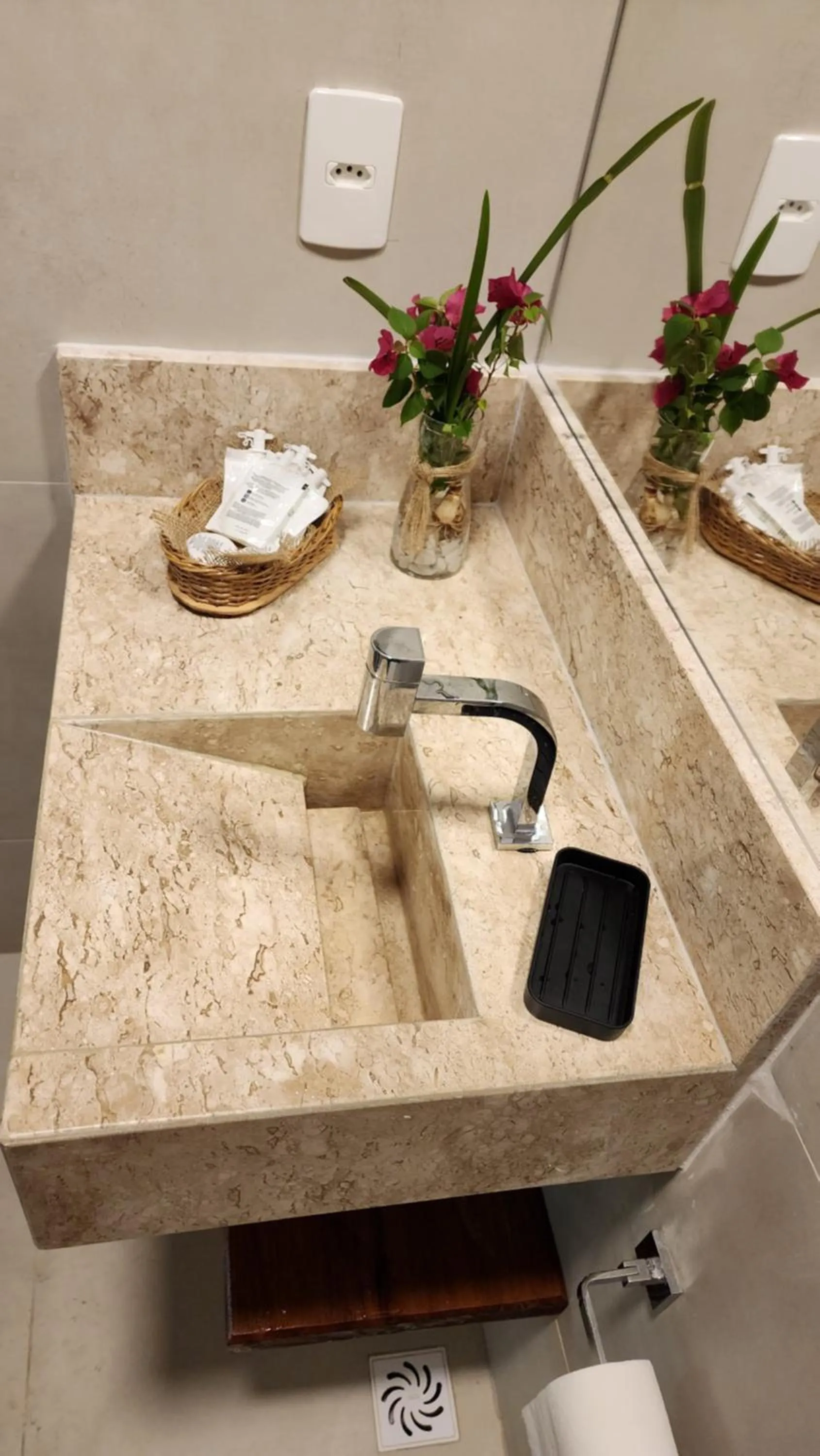 Bathroom in Amazonia Jungle Hotel