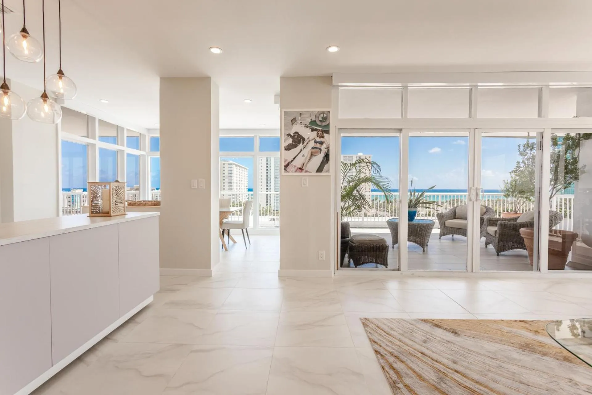 Living room in Sands Harbor Resort and Marina