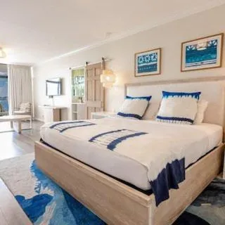 Bed in Sands Harbor Resort and Marina