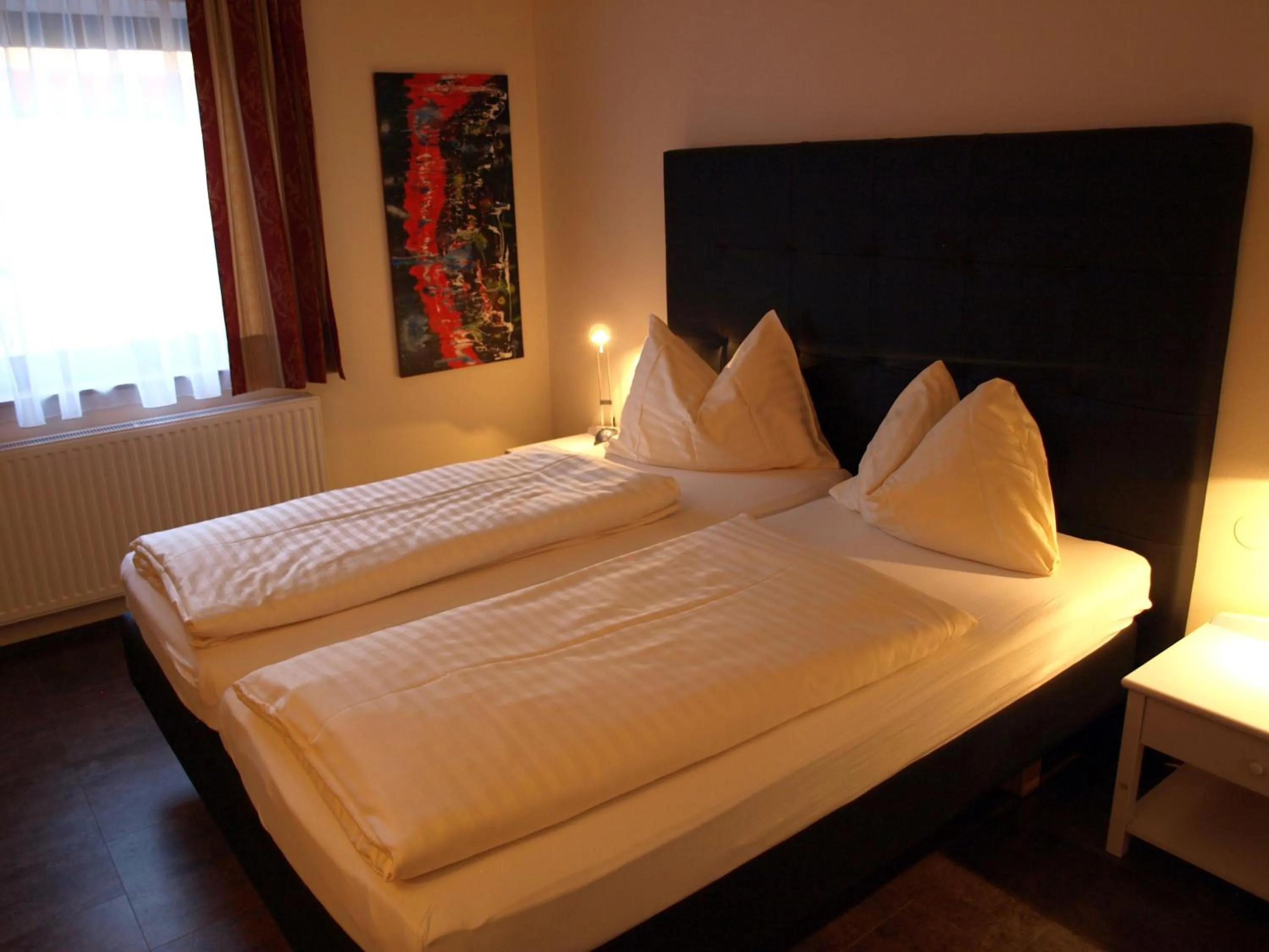 Photo of the whole room, Bed in Hotel Aloisia, Hotel Garni