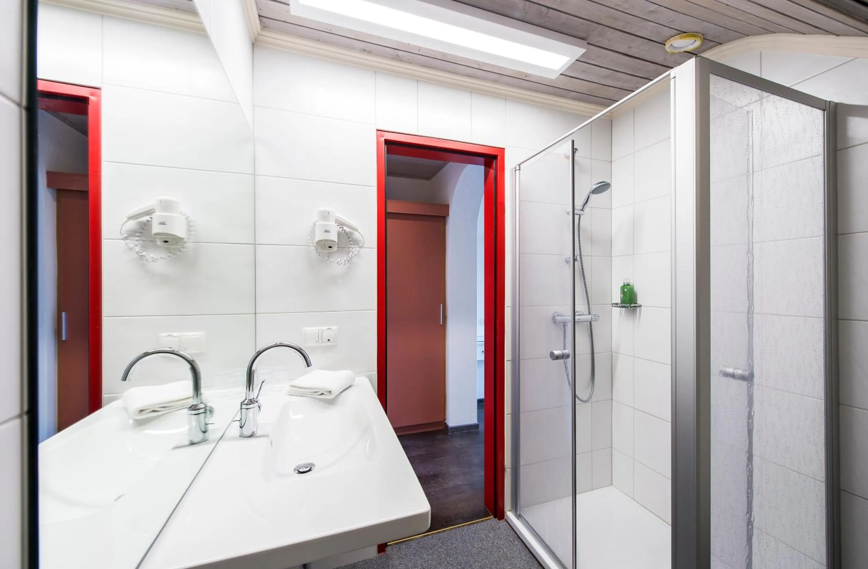 Shower in Hotel Aloisia, Hotel Garni