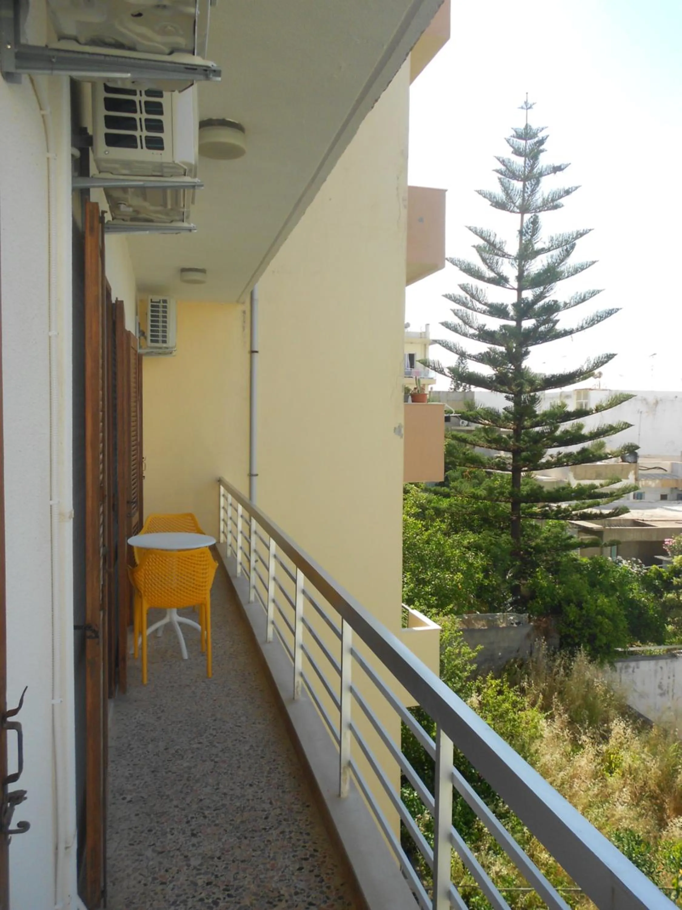 Balcony/Terrace in Paradise City
