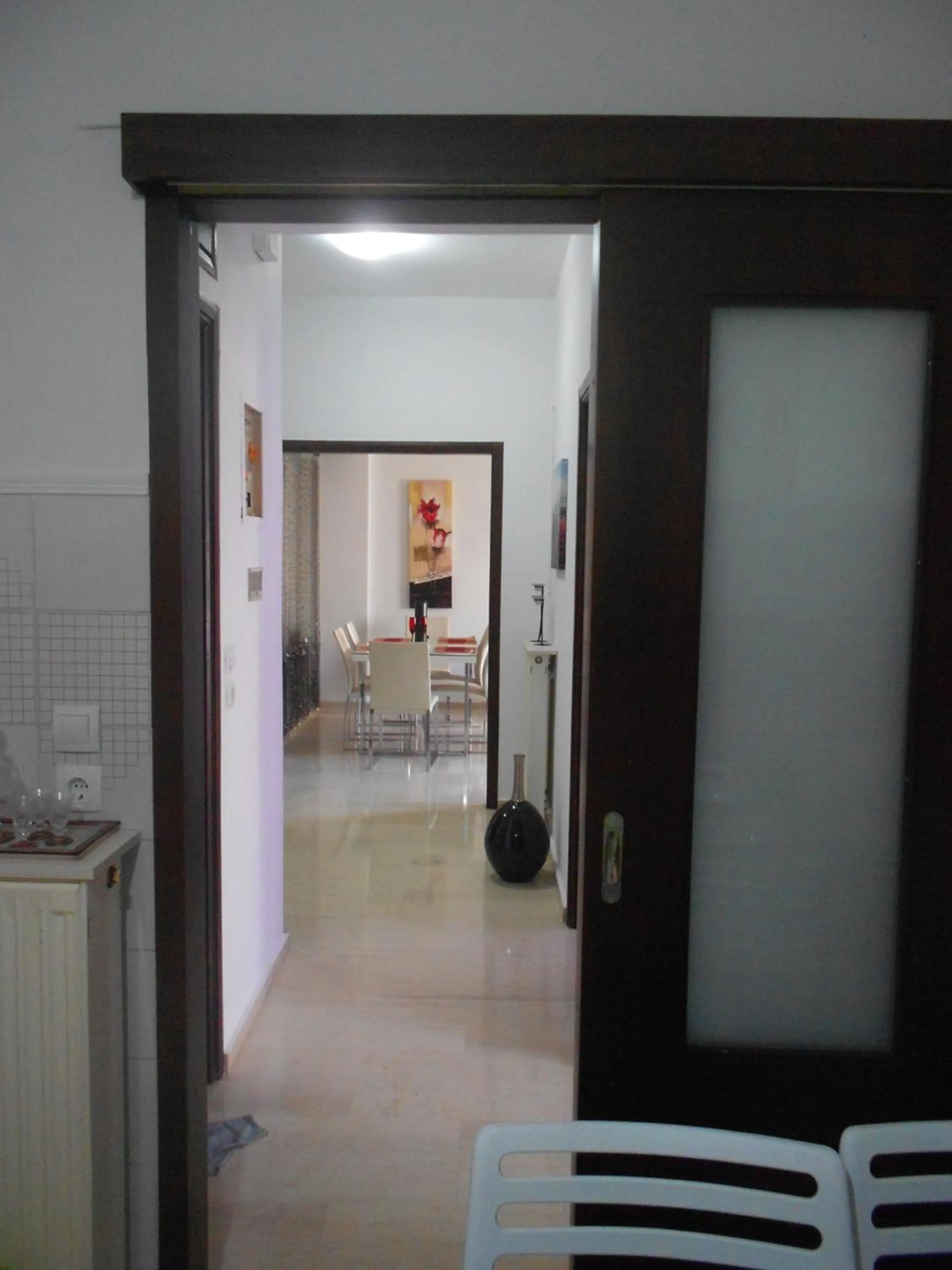 Area and facilities in Paradise City