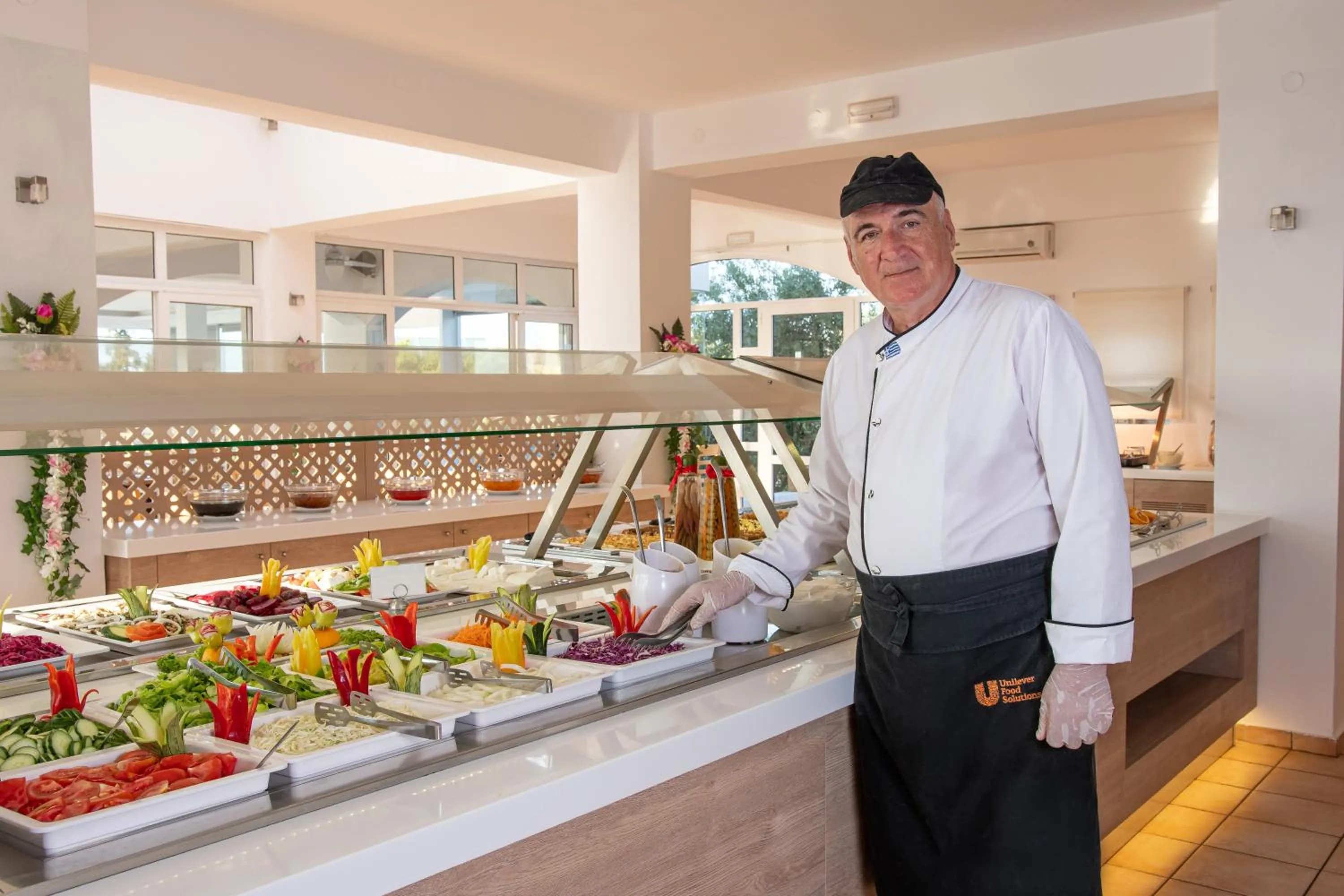 Restaurant/places to eat in Sunshine Village Hotel