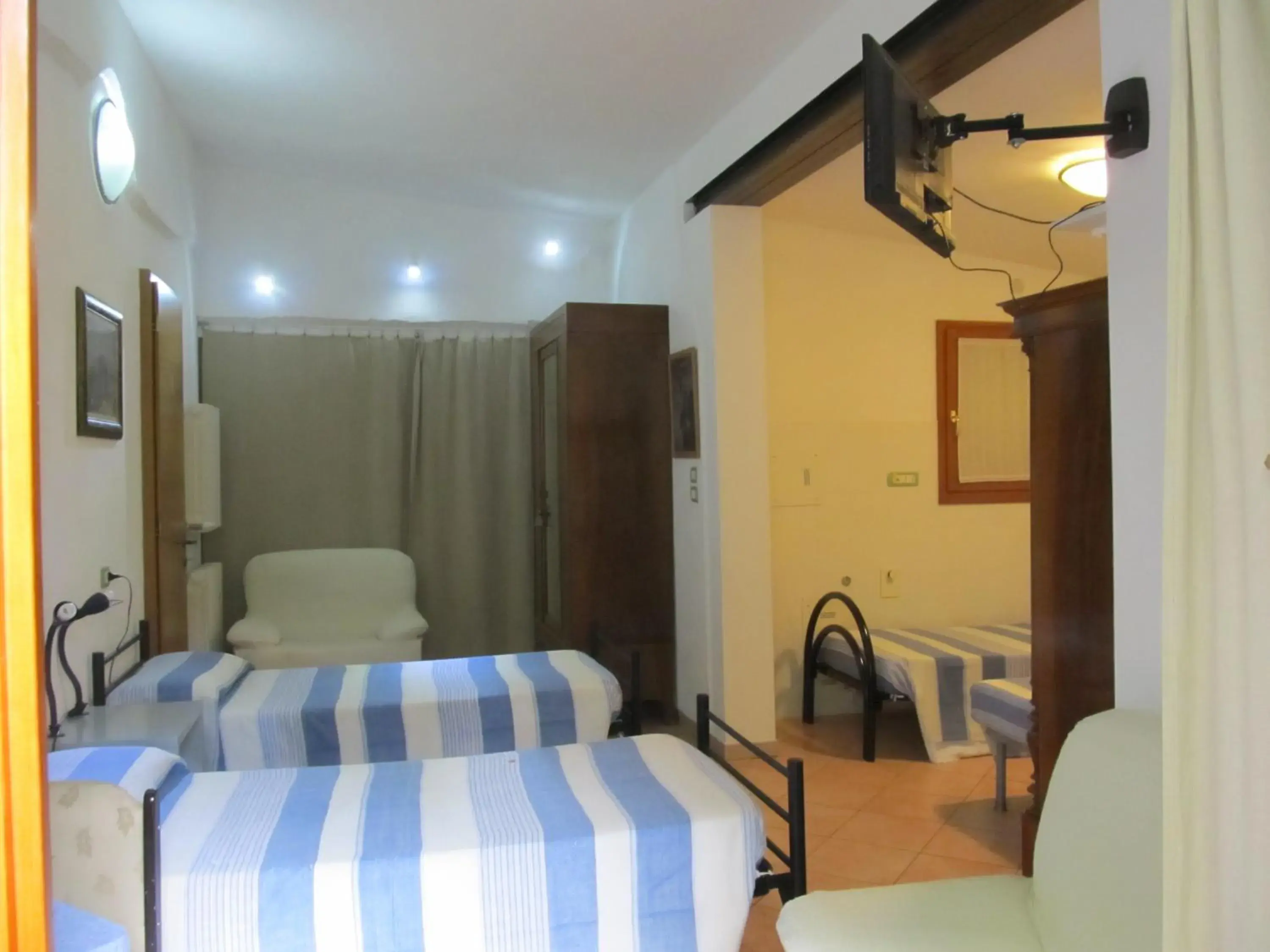 Family Room in B&B da NINA Family Room in B&B da NINA