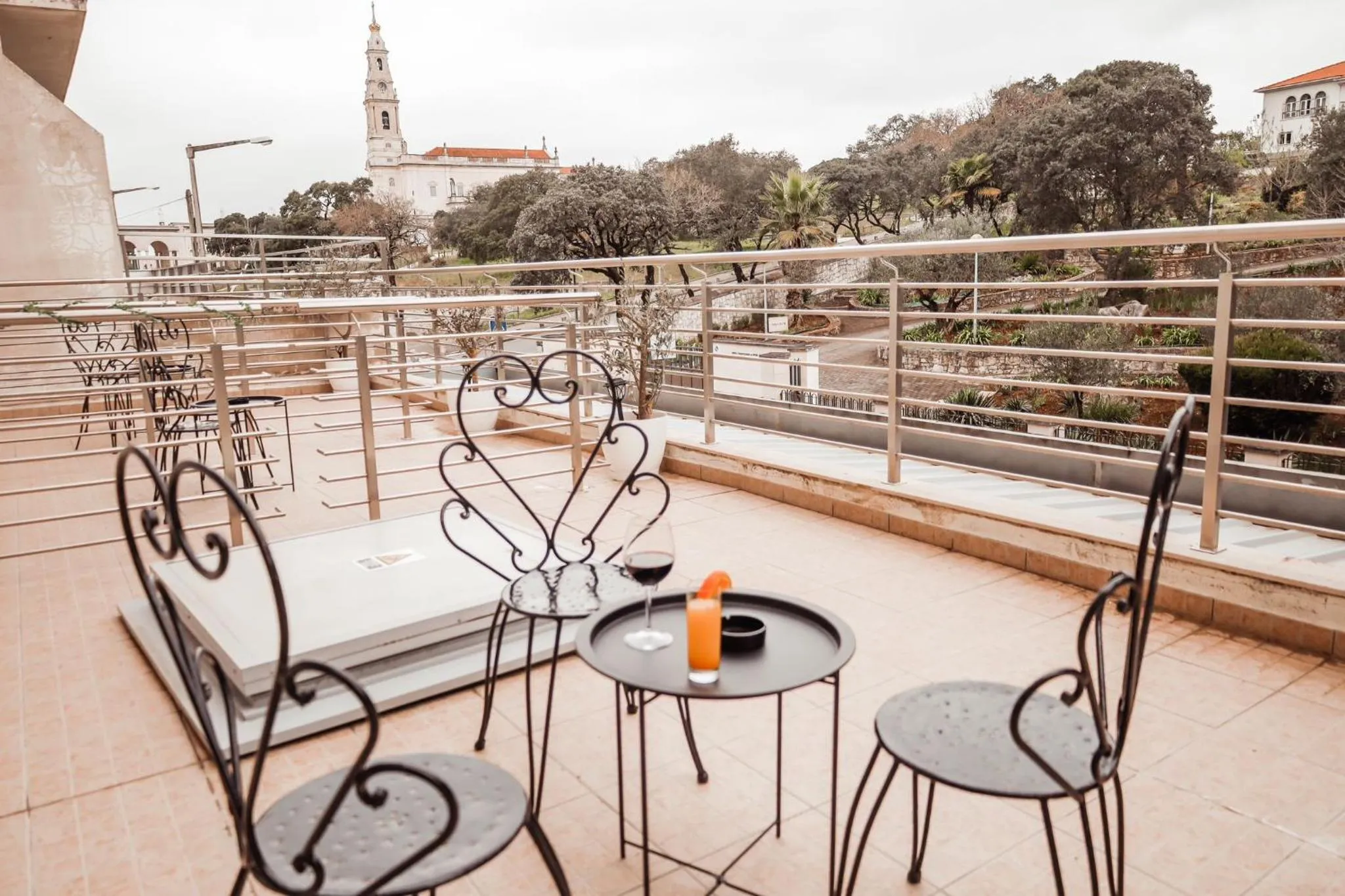 Patio in Vitoria Hotel