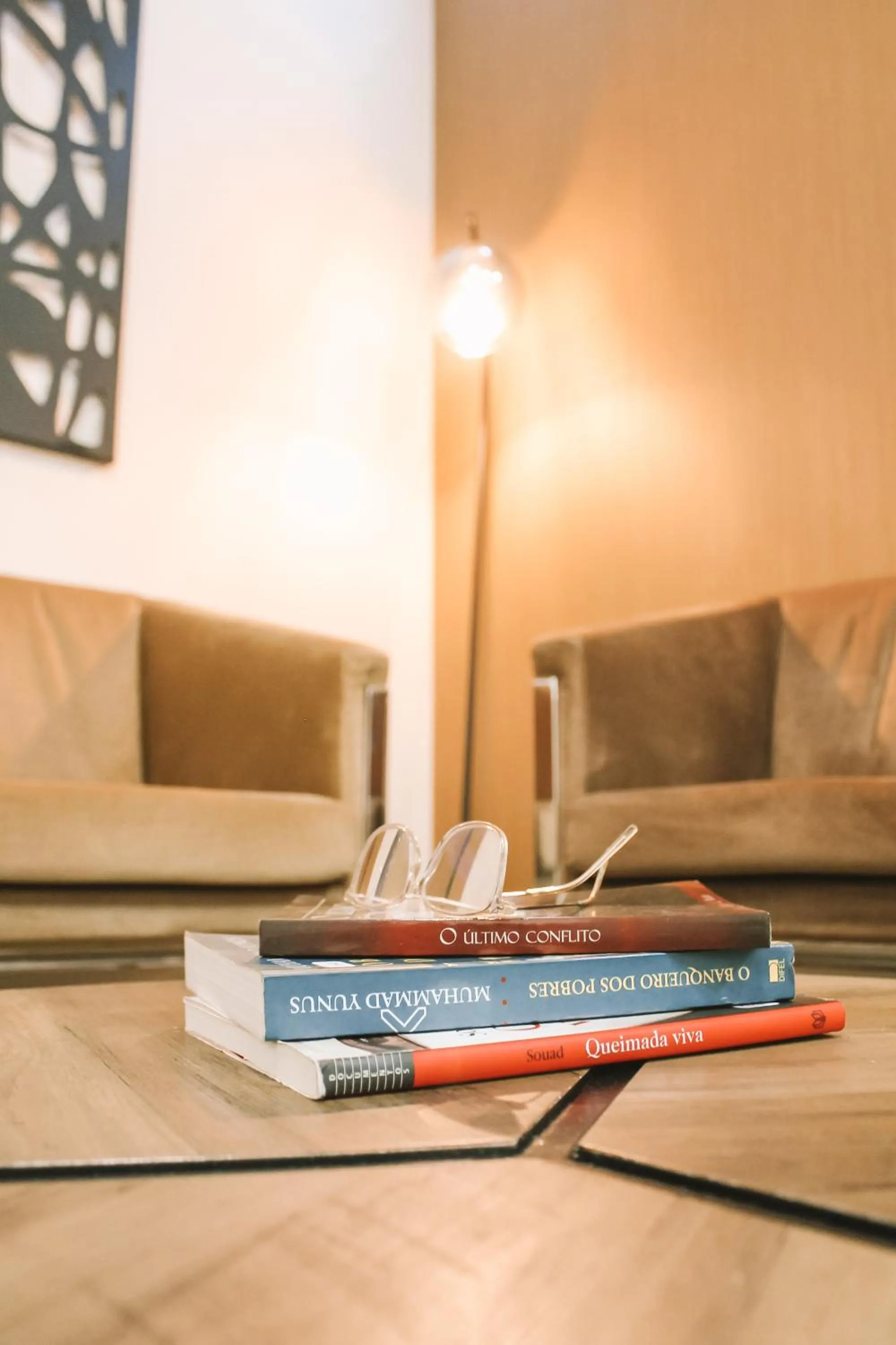 Living room in Vitoria Hotel