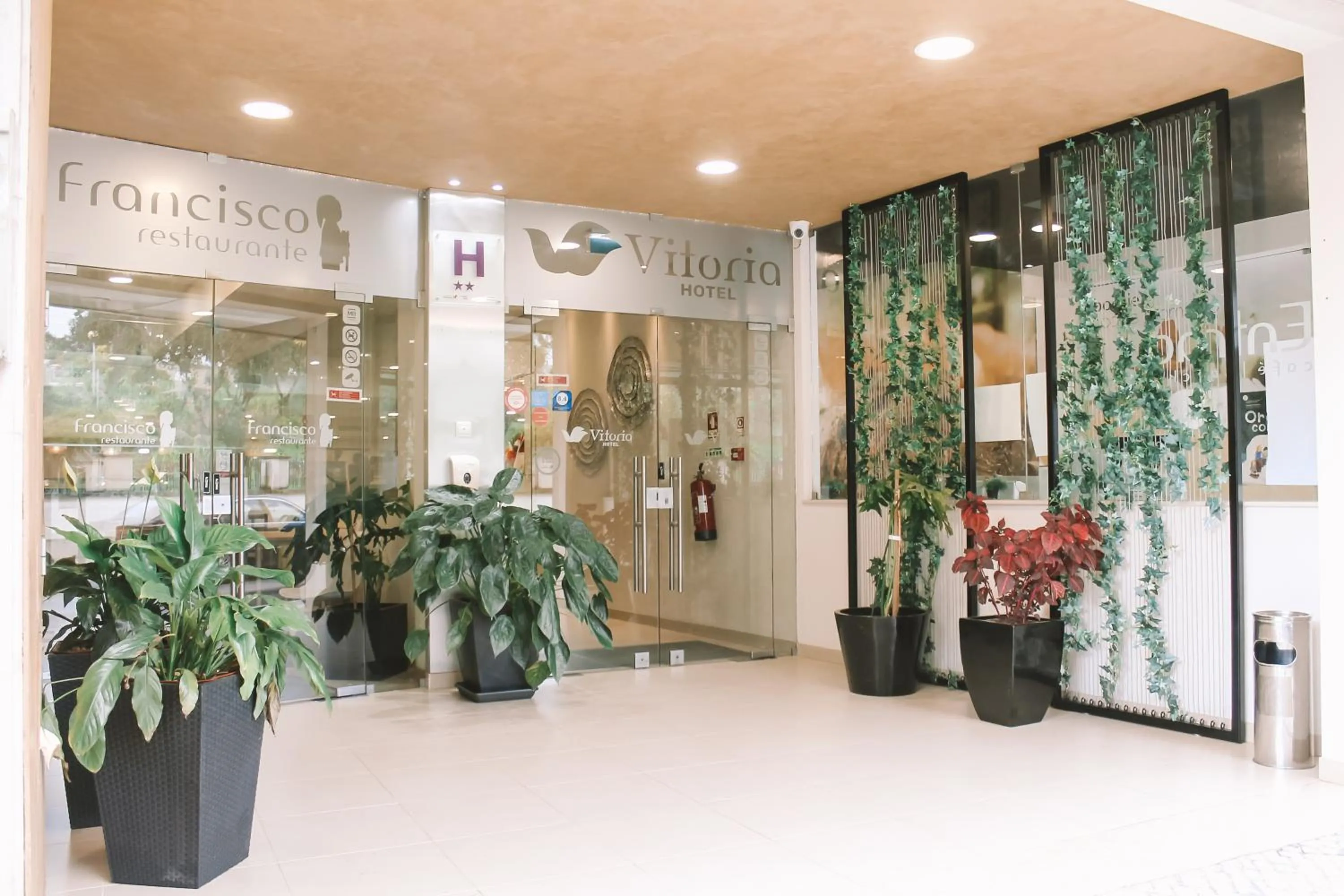 Facade/entrance in Vitoria Hotel