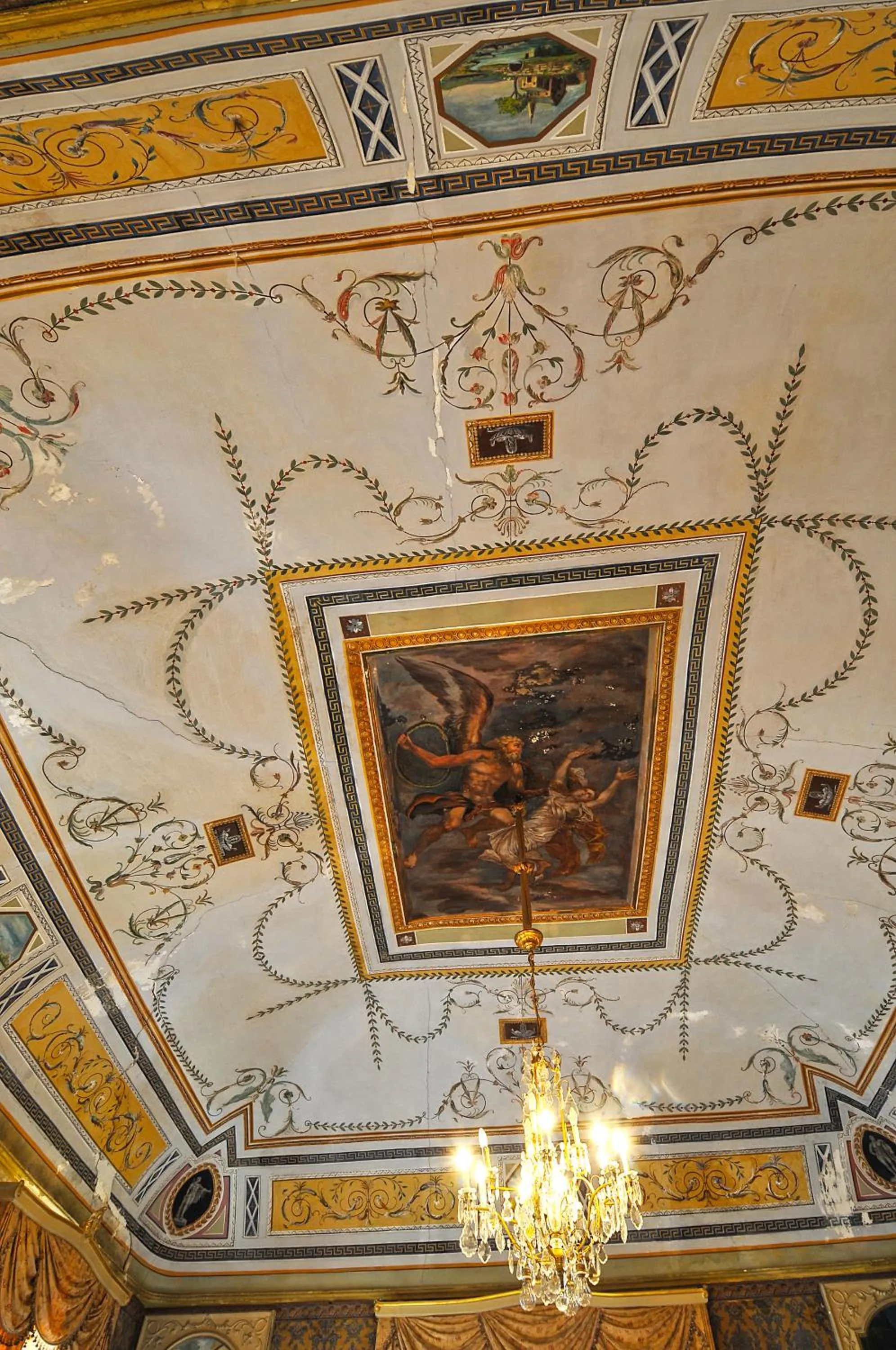 Communal lounge/ TV room in Il Giardino Del Barocco