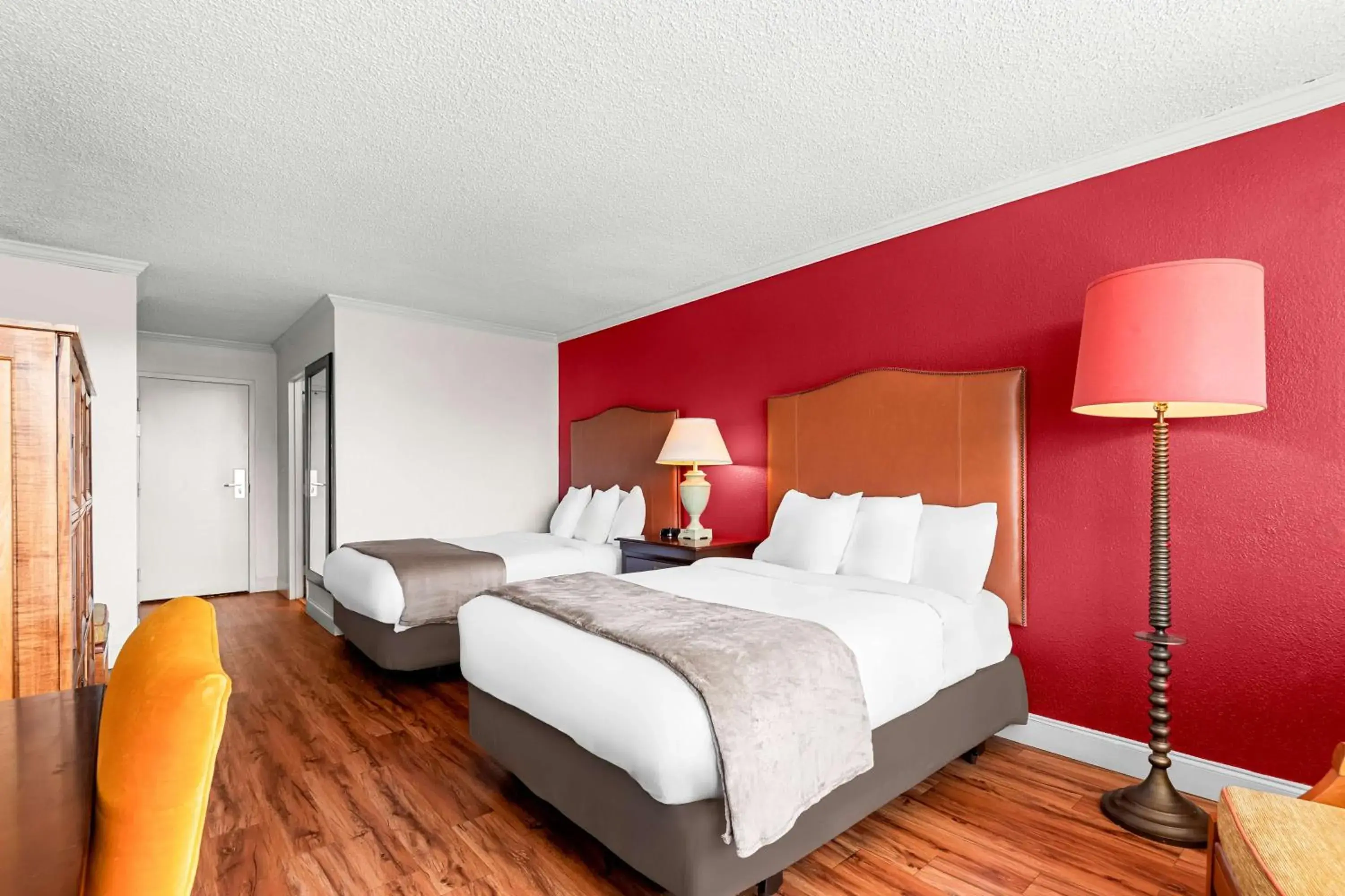 Double Room with Two Double Beds - Disability Access in Magnolia Bluffs, BW Signature Collection Double Room with Two Double Beds - Disability Access in Magnolia Bluffs, BW Signature Collection