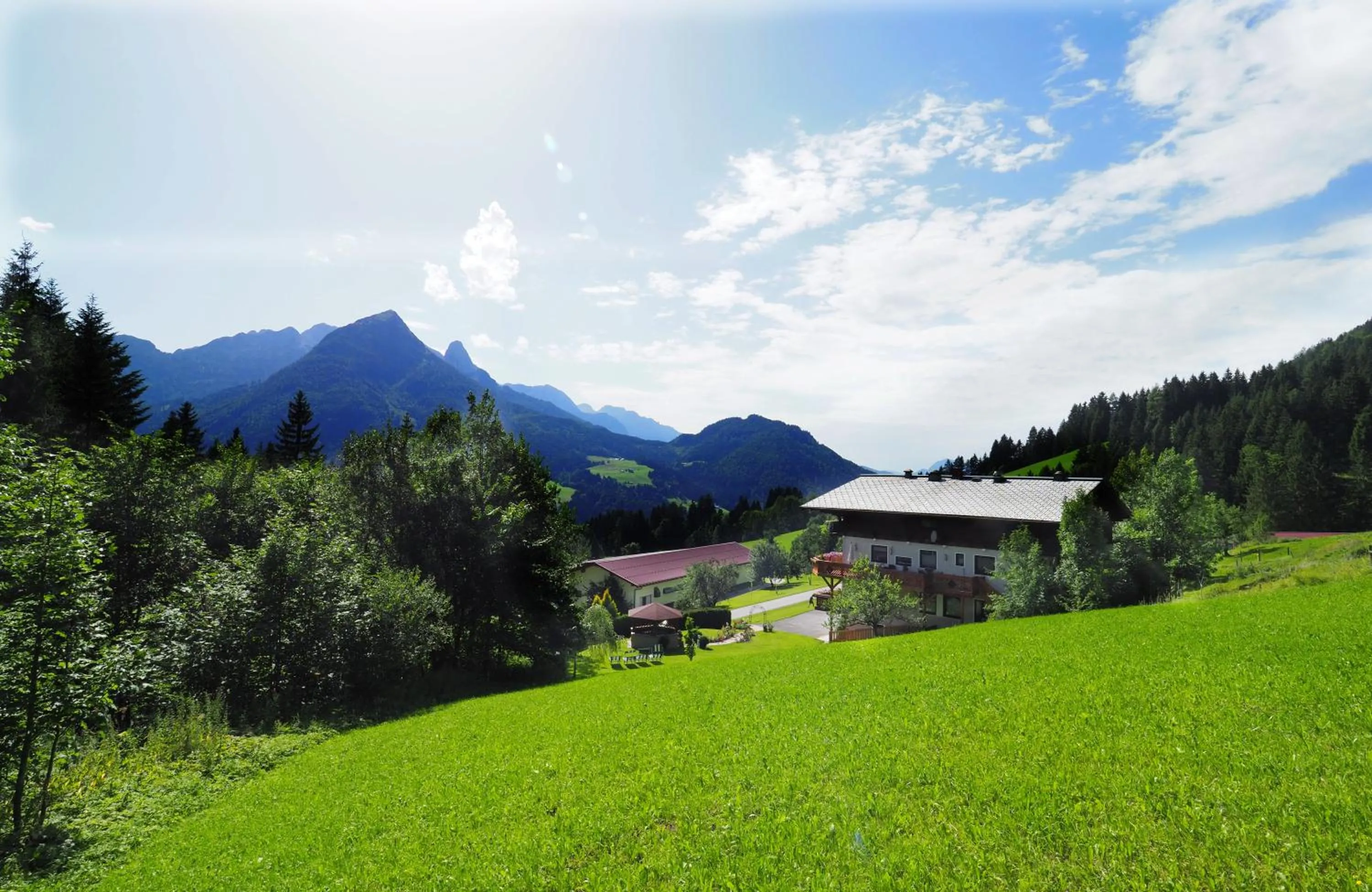 Property building in Alpenapartments Unterschlag