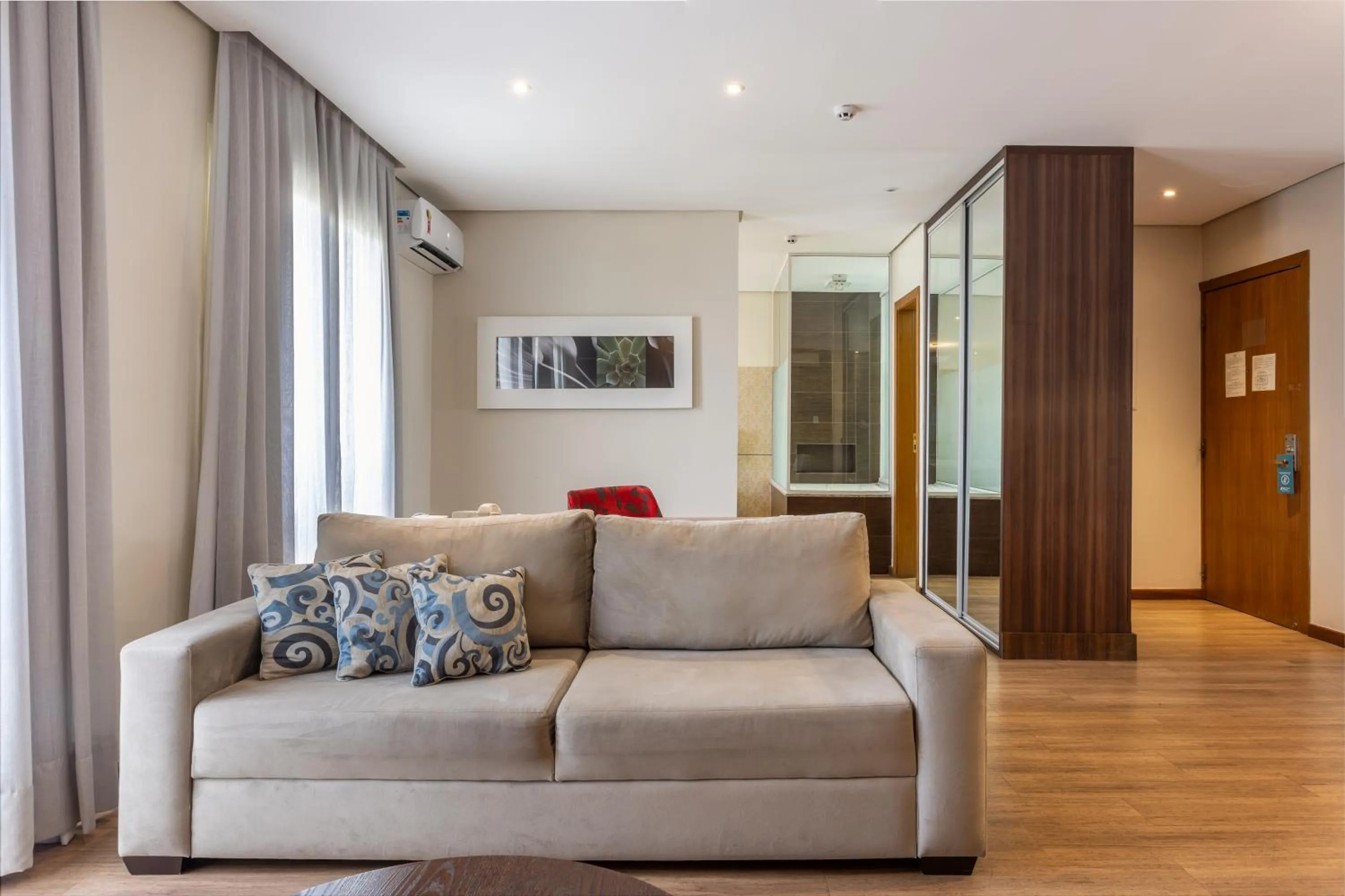 Living room in Blue Tree Towers Millenium Porto Alegre