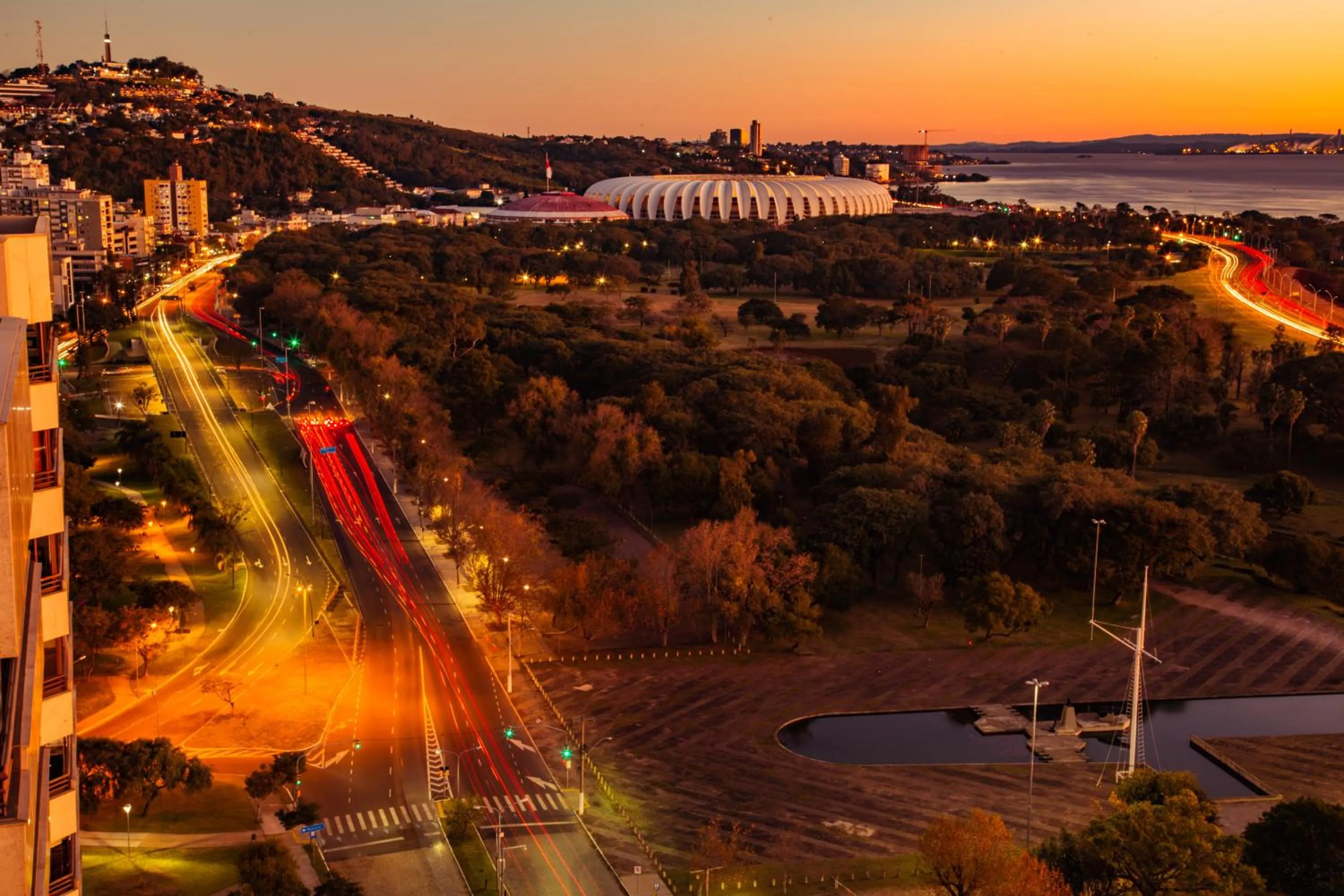 Neighbourhood in Blue Tree Towers Millenium Porto Alegre