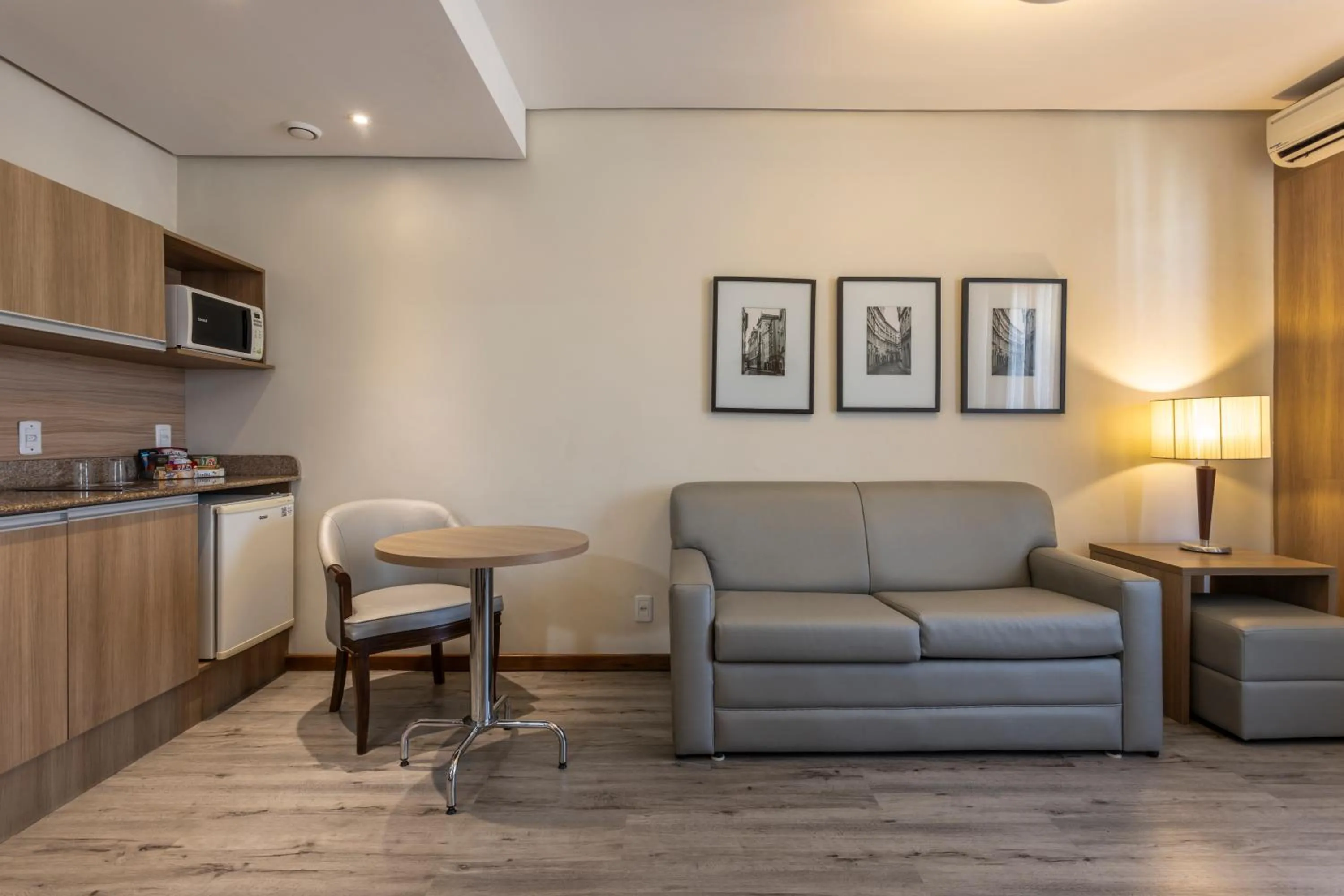 Living room in Blue Tree Towers Millenium Porto Alegre