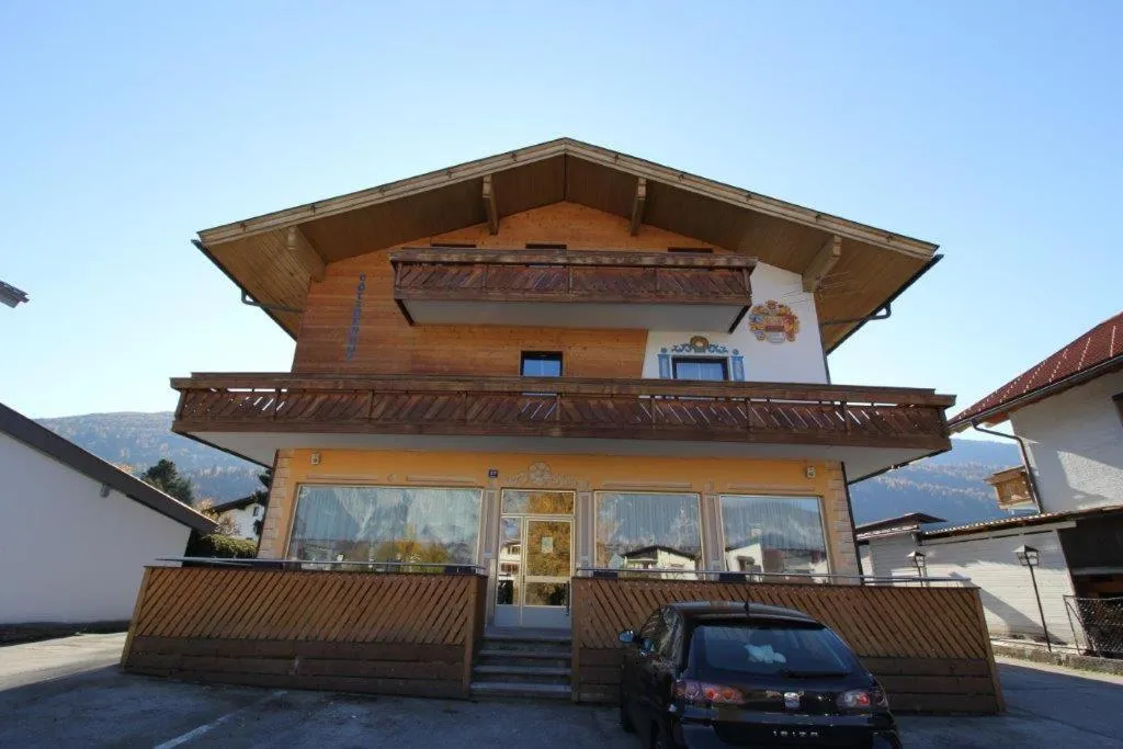 Property building in Götznerhof - Self-Check-in