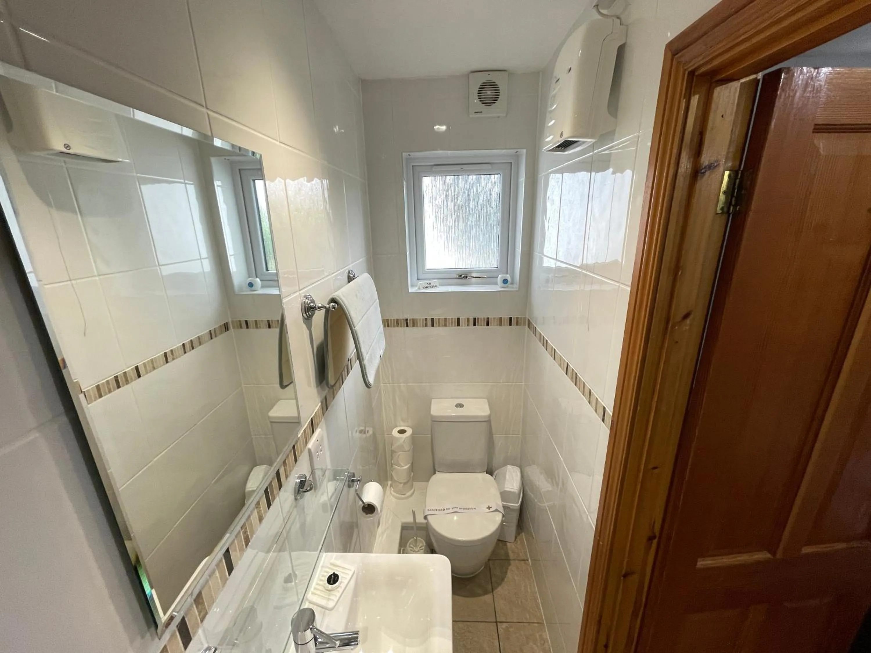 Shower in Quaysiders Lakes Resort - Quaysiders Club