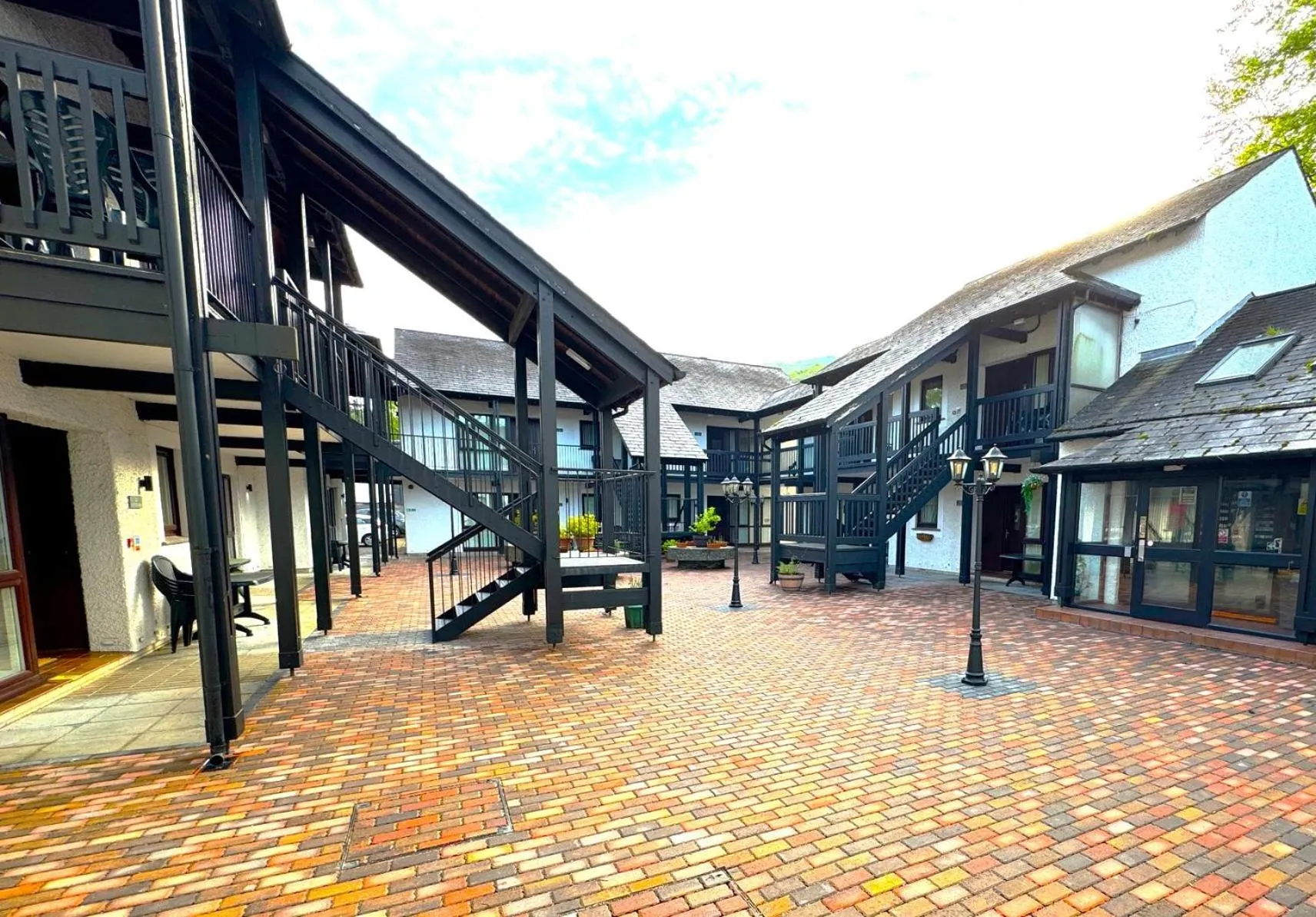 Property building in Quaysiders Lakes Resort - Quaysiders Club