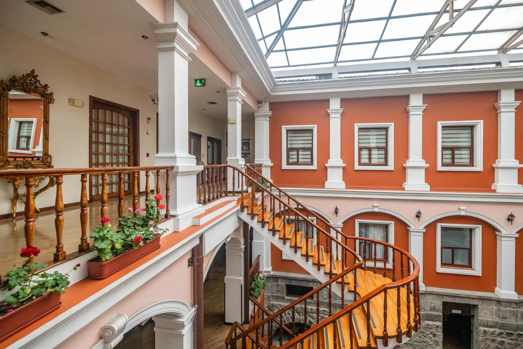 Property building in Hotel Patio Andaluz