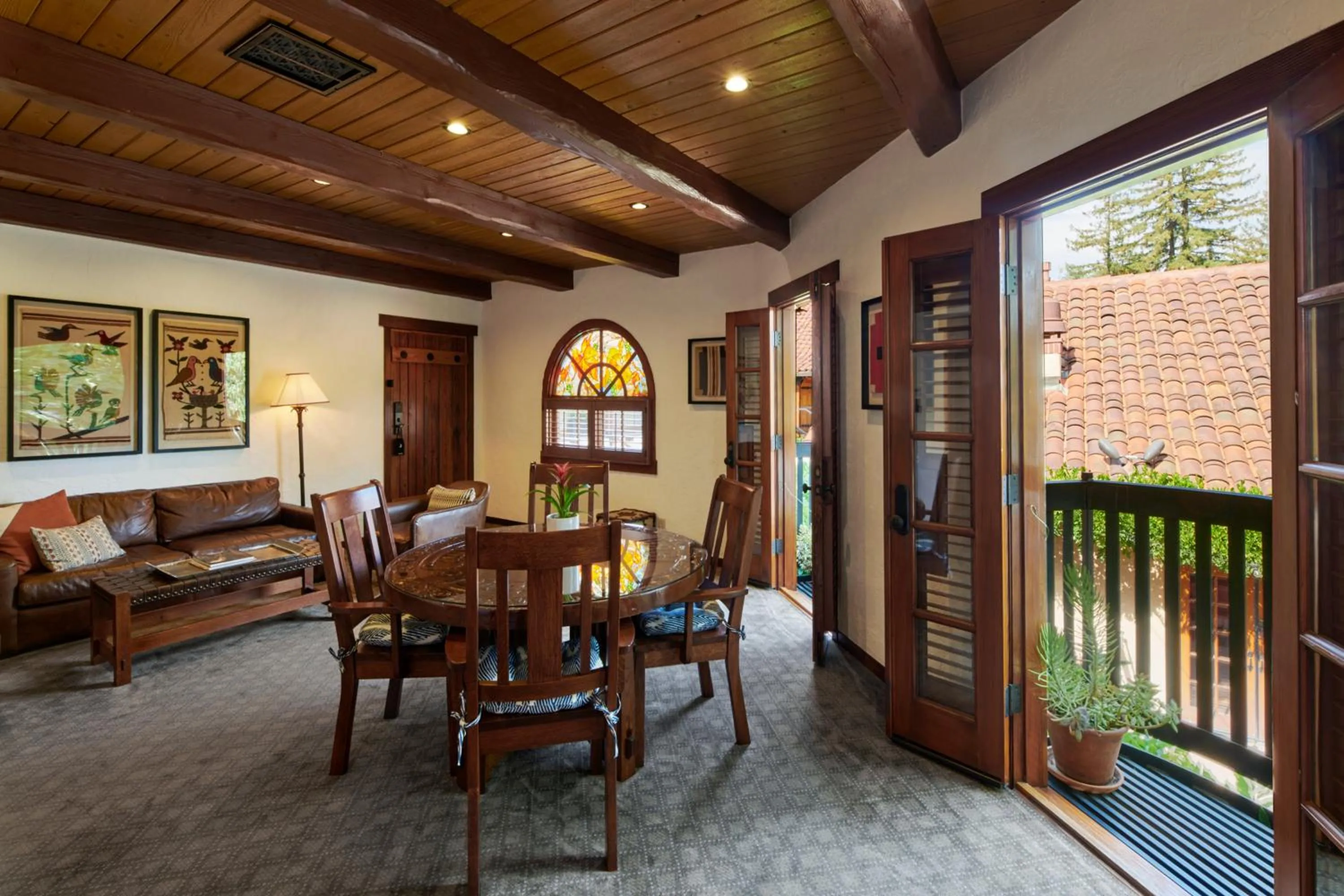 Seating area in Rancho Caymus Inn