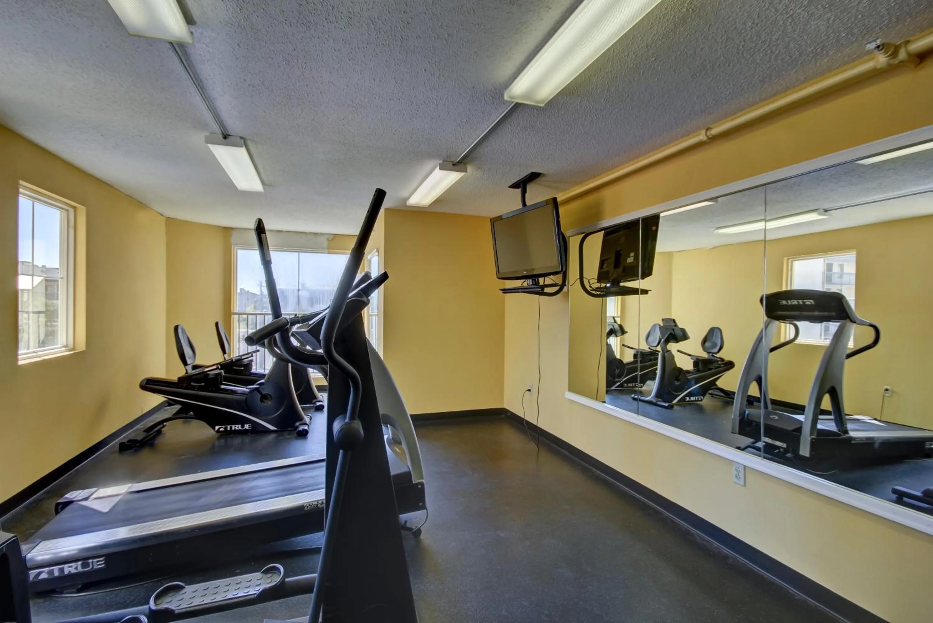 Fitness centre/facilities in Bonita Beach Hotel