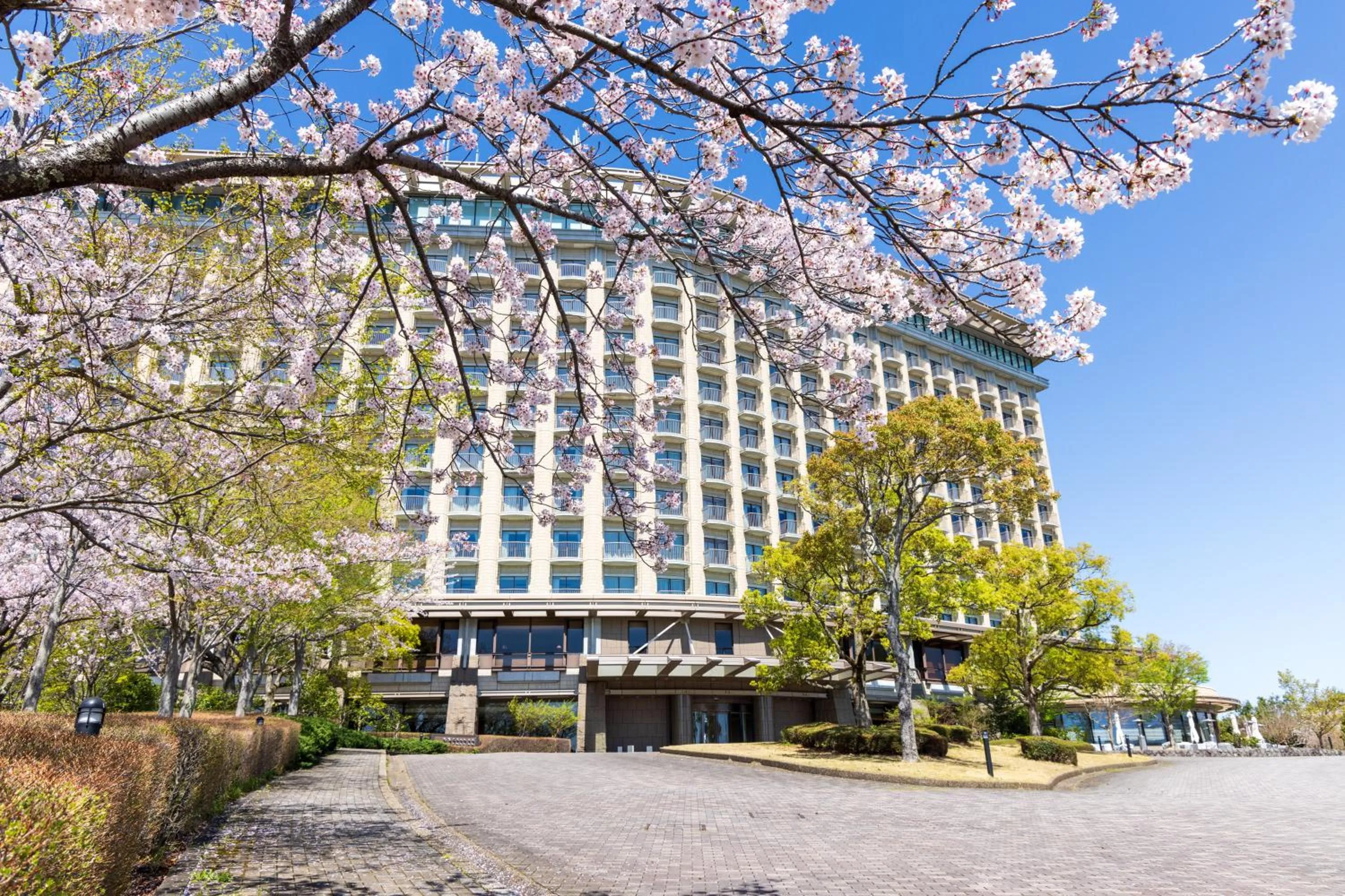 Property building in Hilton Odawara Resort & Spa