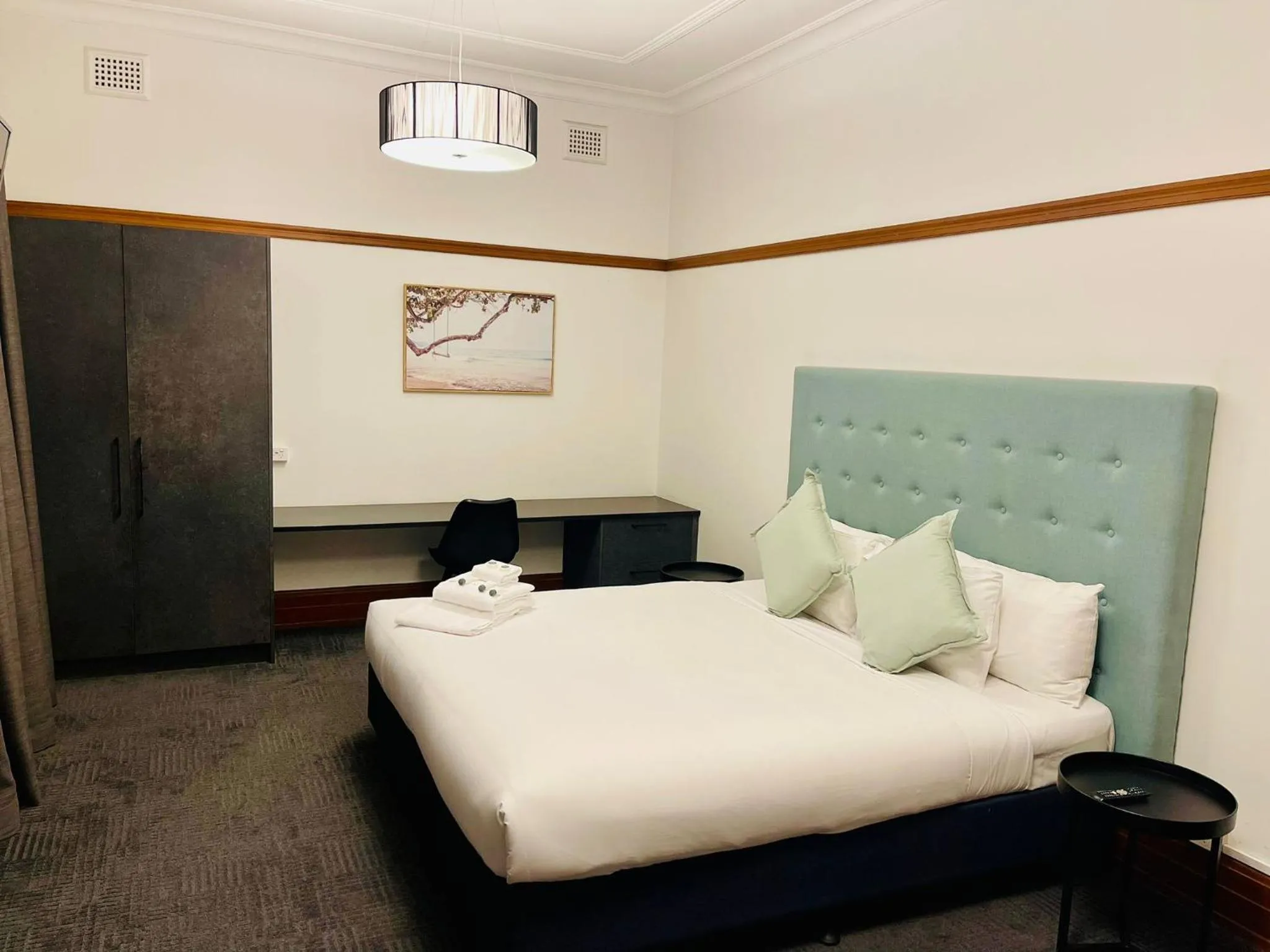 Bed in Guildford Hotel