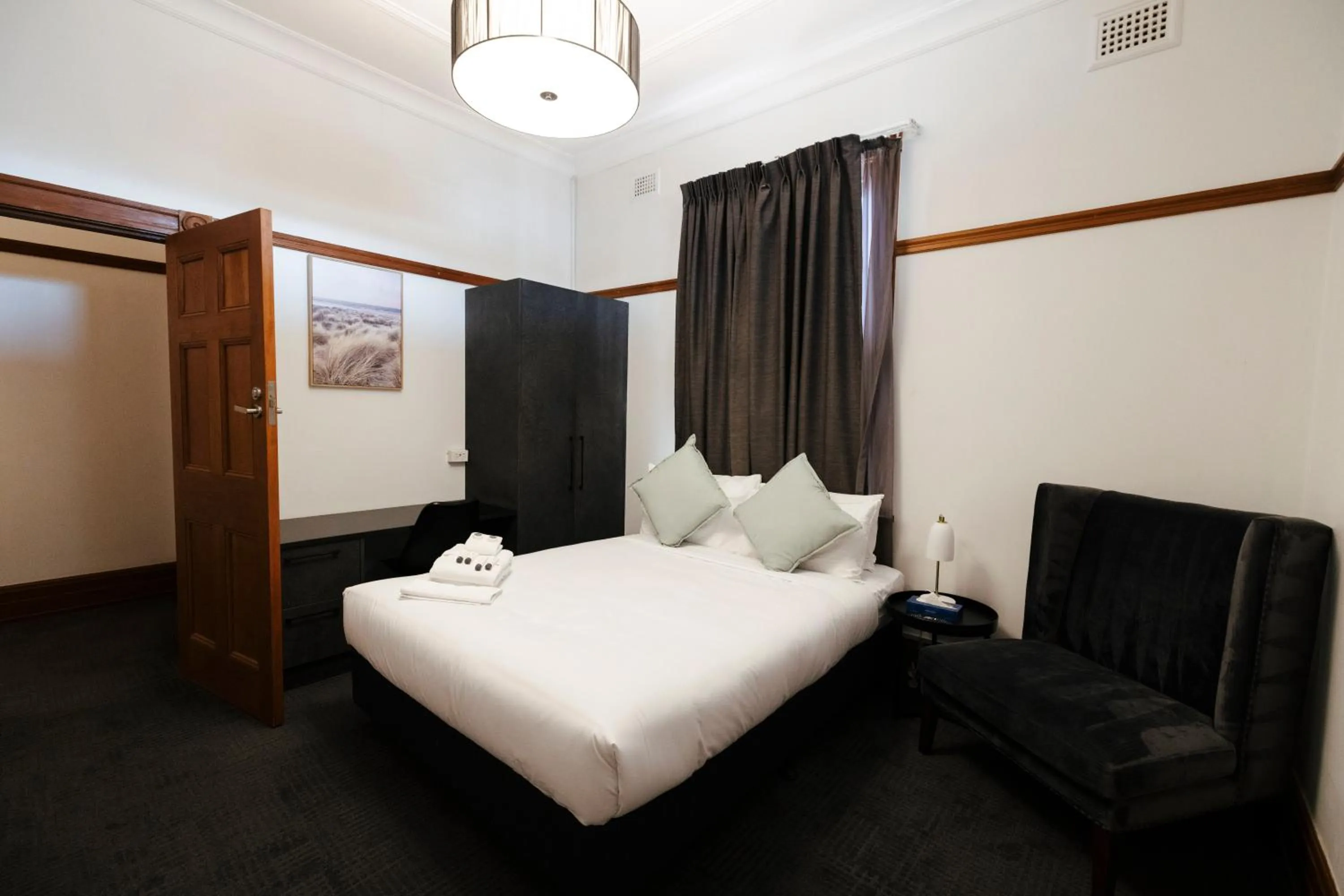 Bed in Guildford Hotel