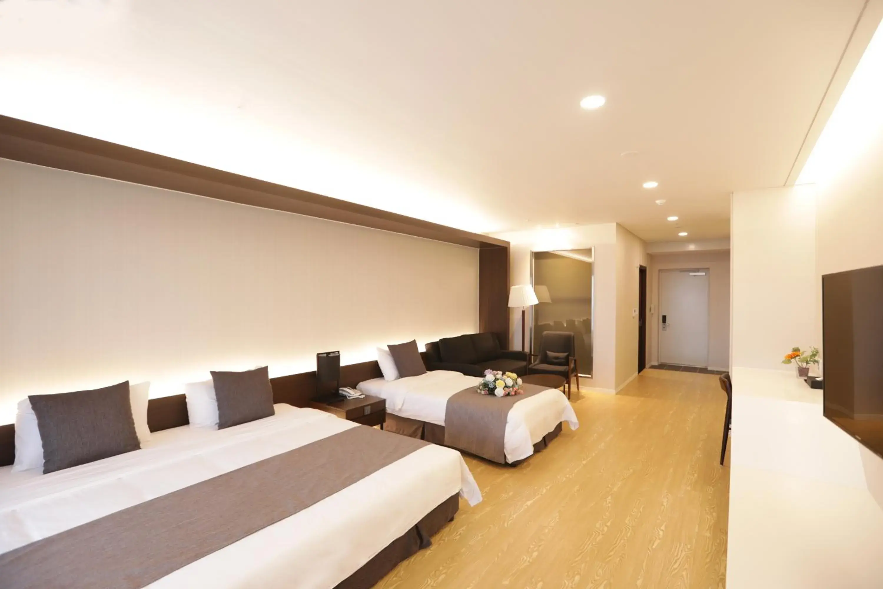 Family Twin Room in The Qube Resort Jeju Family Twin Room in The Qube Resort Jeju