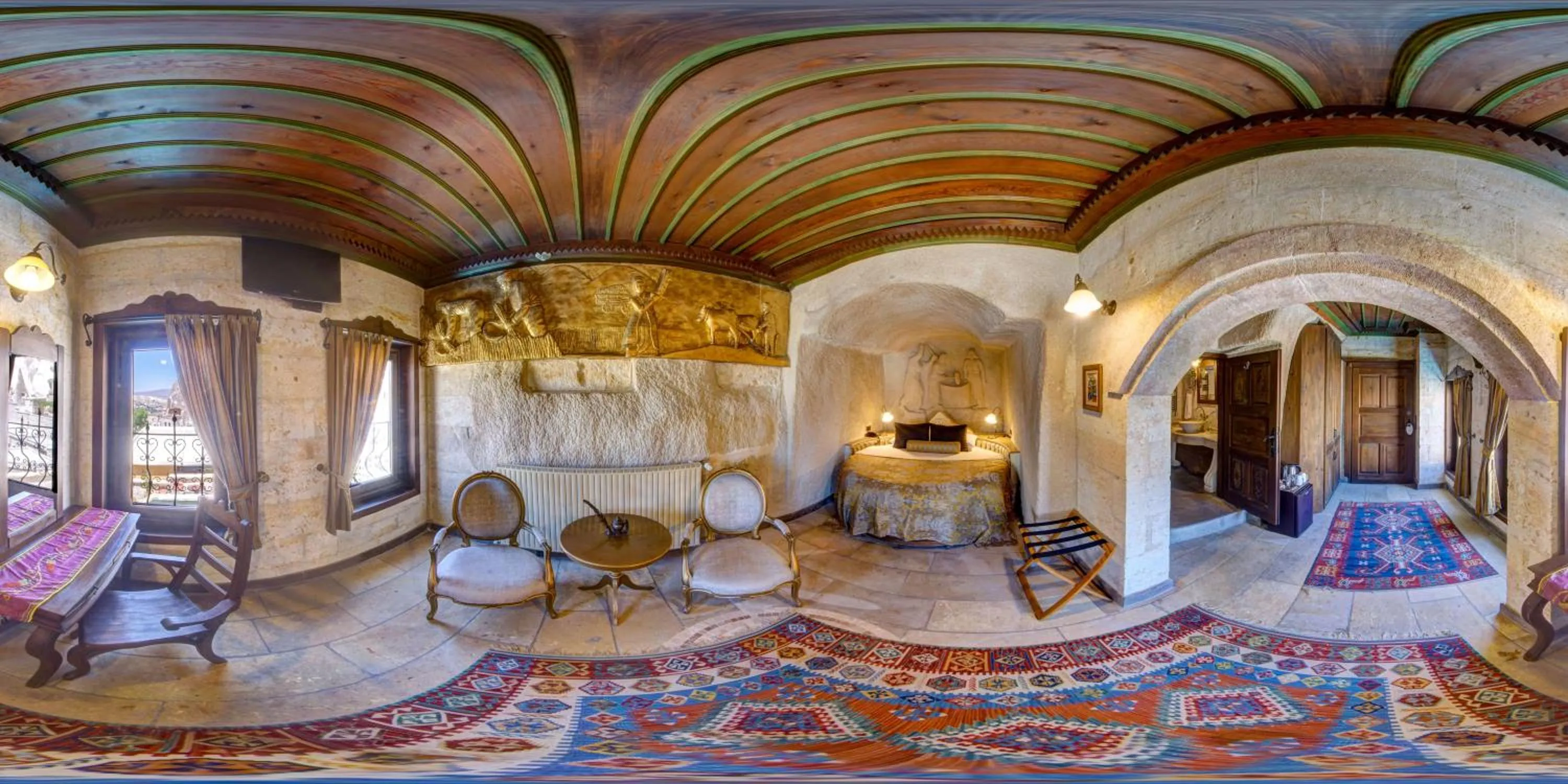 Shower in Miras Hotel