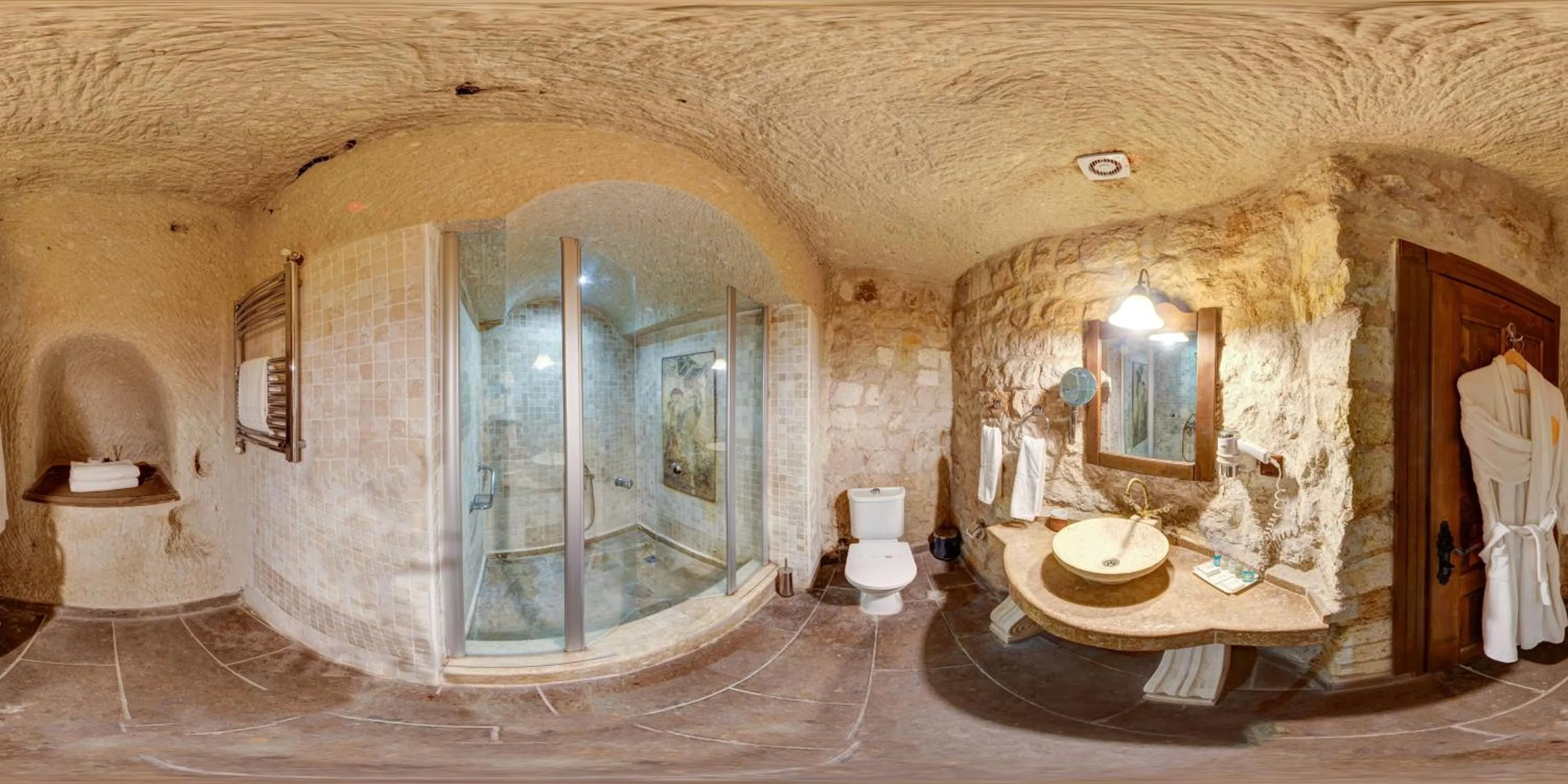 Shower in Miras Hotel