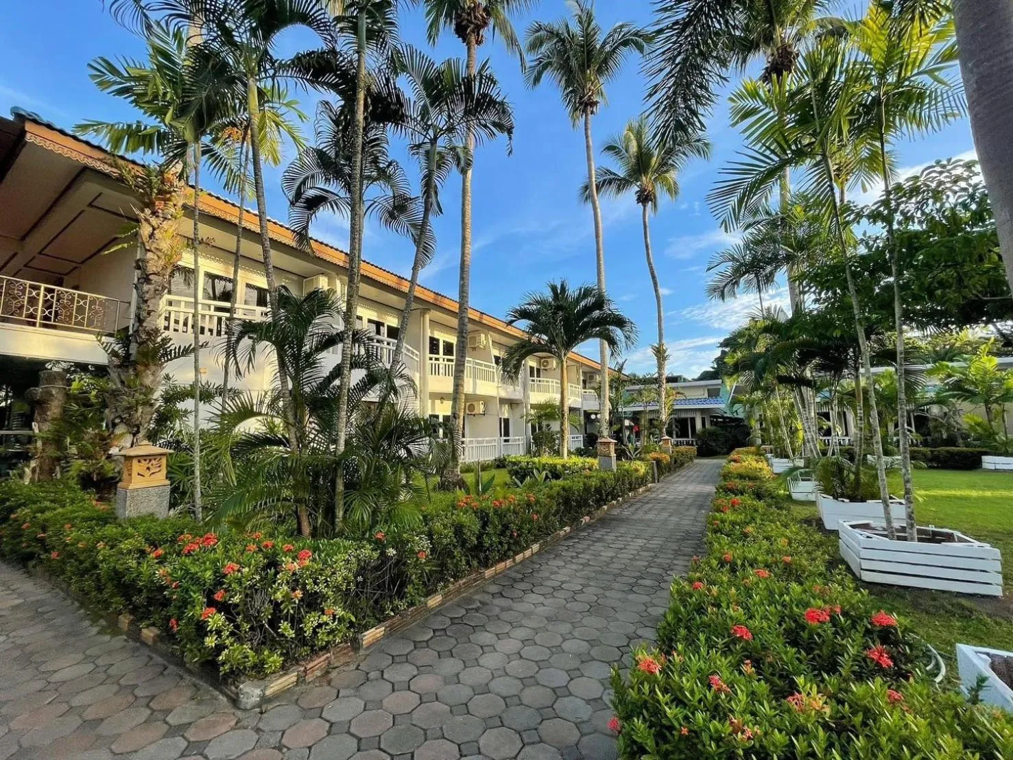 Andaman Lanta Resort - SHA Extra Plus