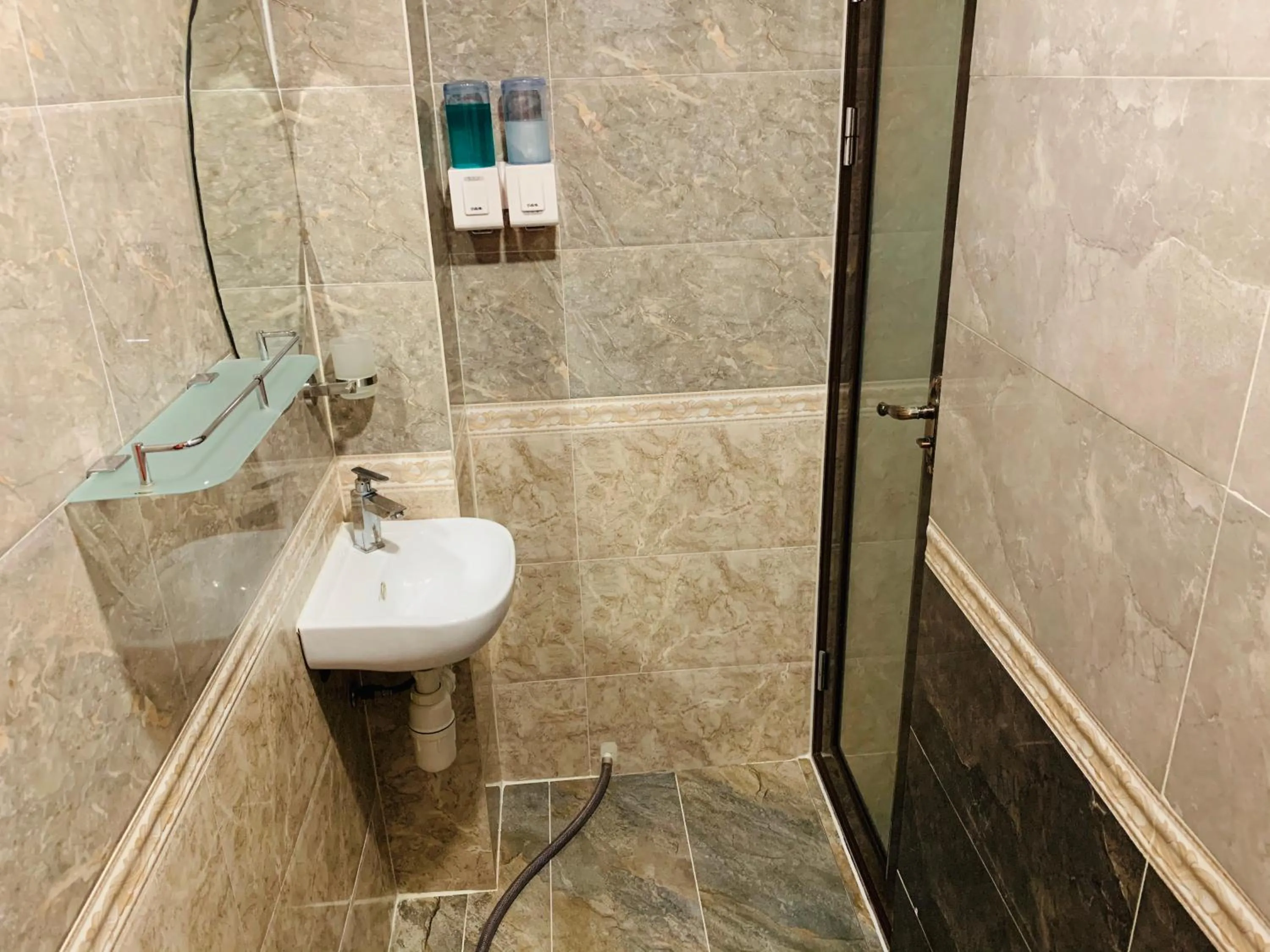 Bathroom in Victoria Inn