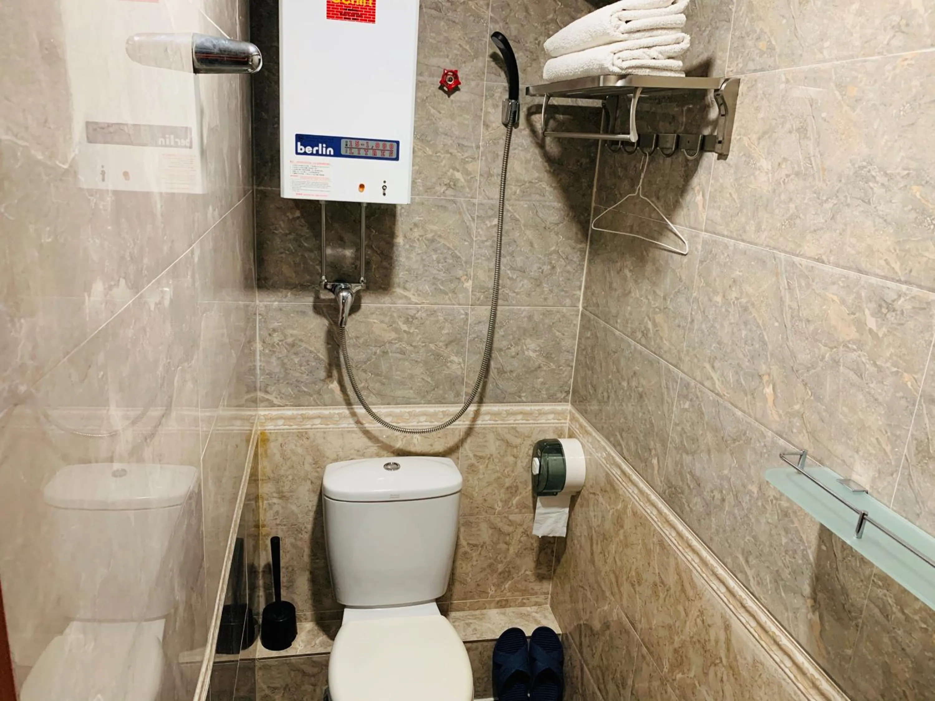 Bathroom in Victoria Inn