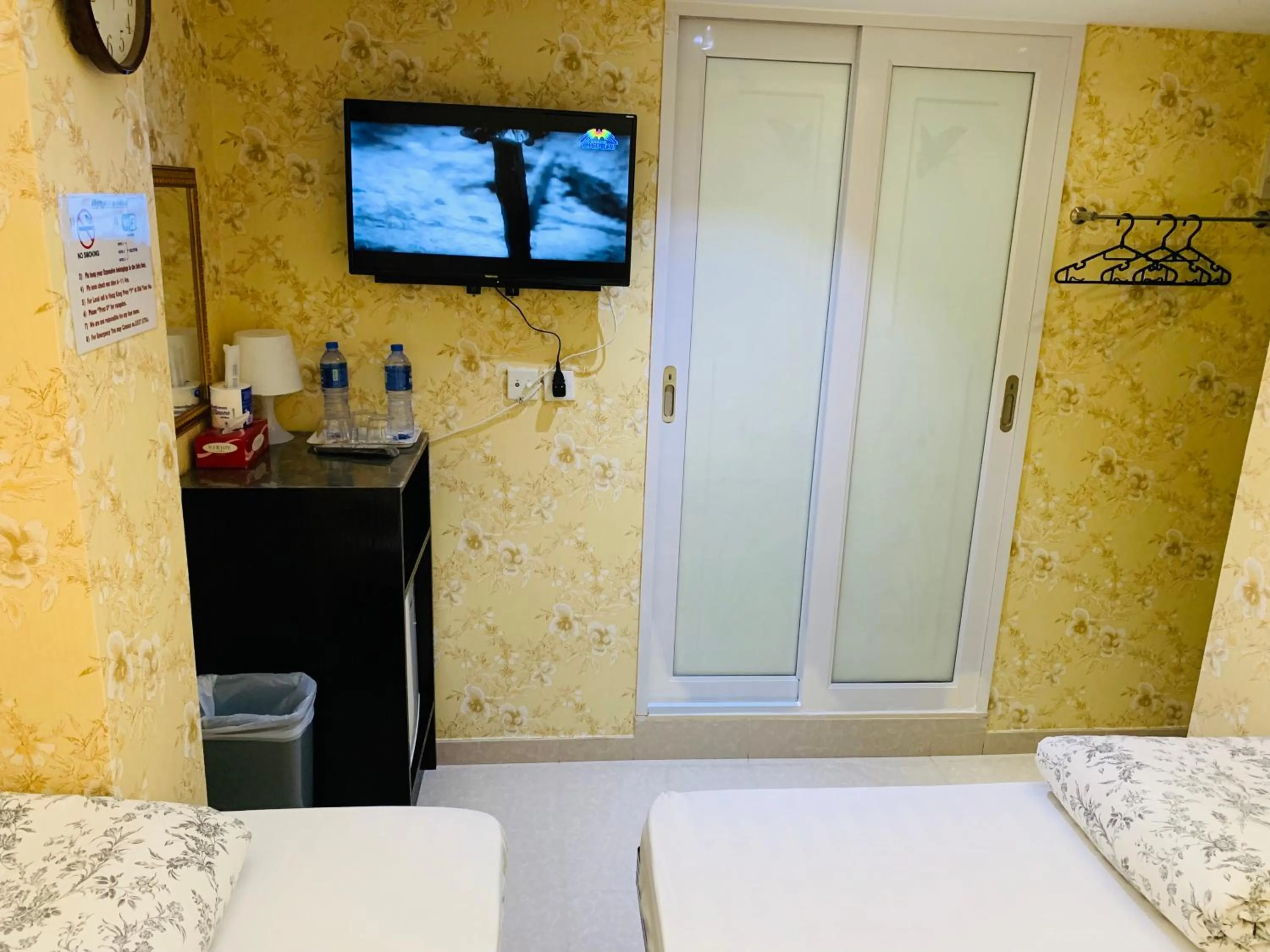 TV and multimedia, Bed in Victoria Inn