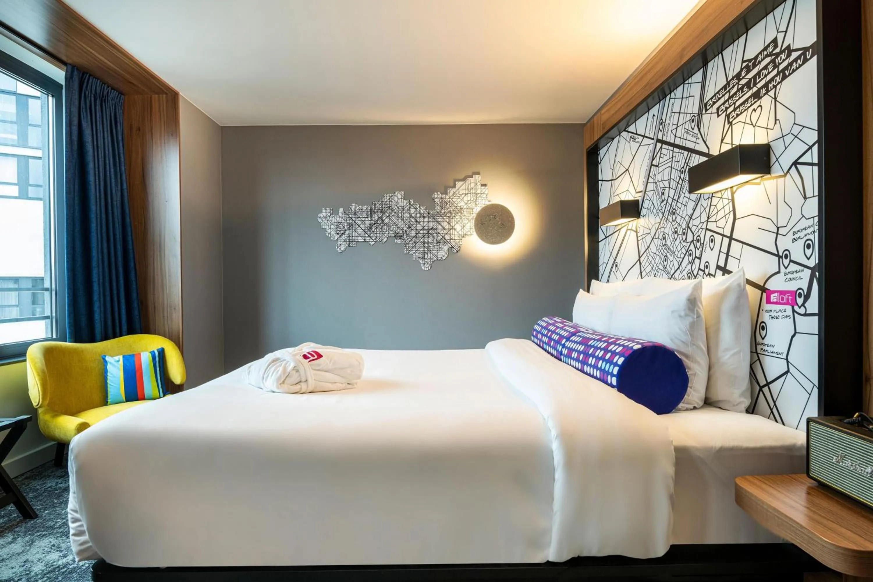 Photo of the whole room in Aloft Brussels Schuman